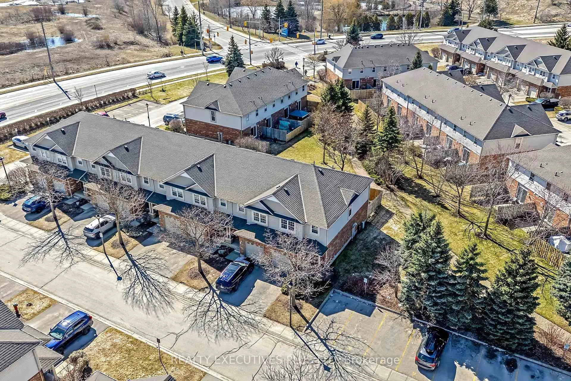 Photo 30 of Unit 70, 30 Imperial Road S, Guelph, Willow West/Sugarbush/West Acres — HOMEH
