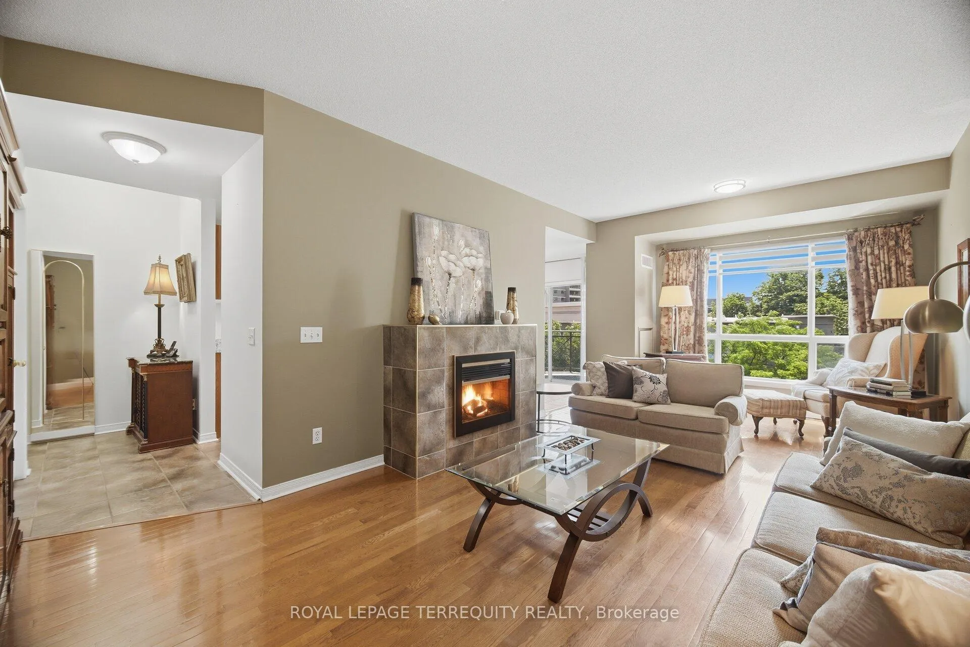 Photo 7 of Unit 707, 2000 Creekside Drive, Hamilton, Dundas — HOMEH