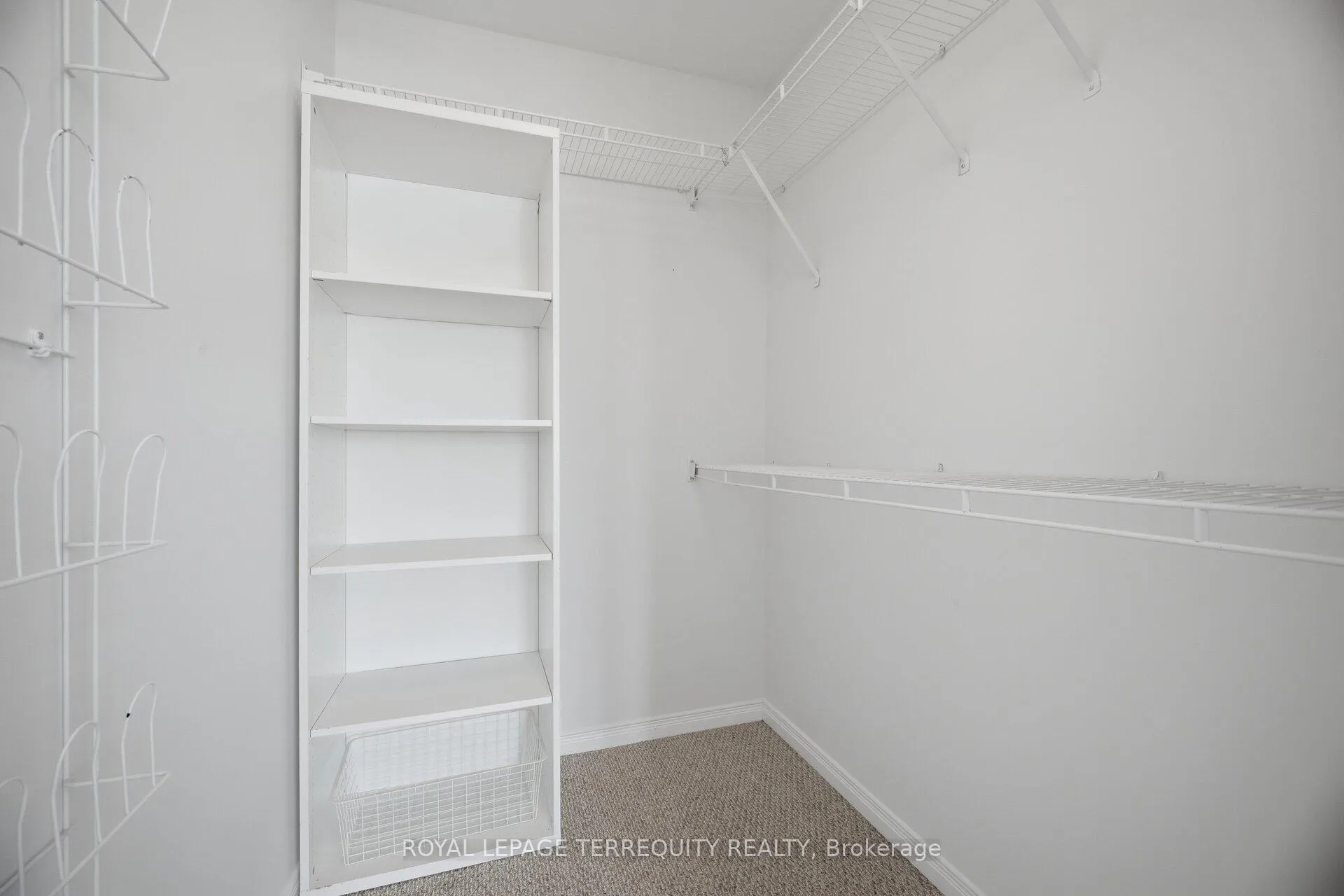 Photo 18 of Unit 707, 2000 Creekside Drive, Hamilton, Dundas — HOMEH