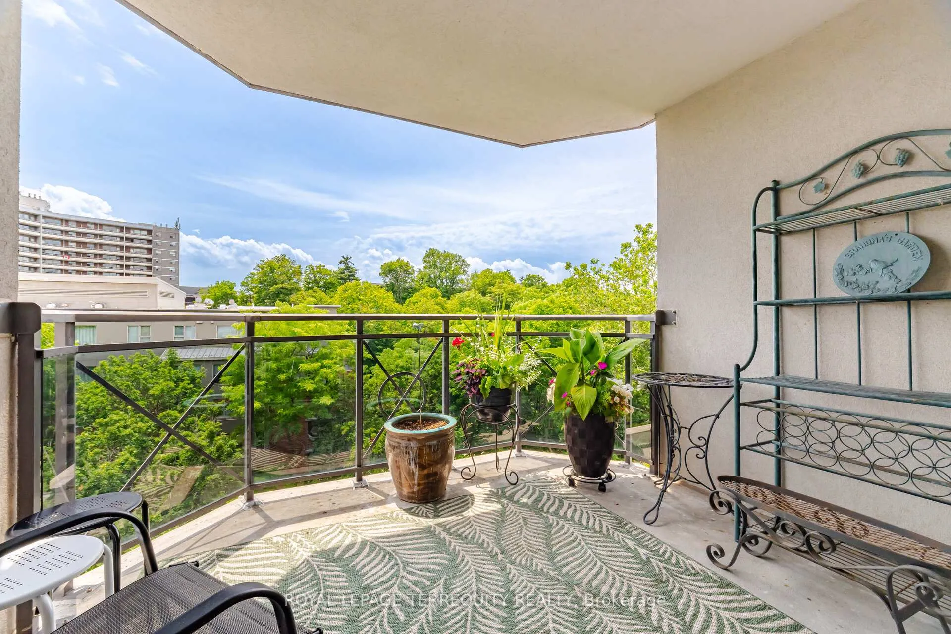 Photo 22 of Unit 707, 2000 Creekside Drive, Hamilton, Dundas — HOMEH