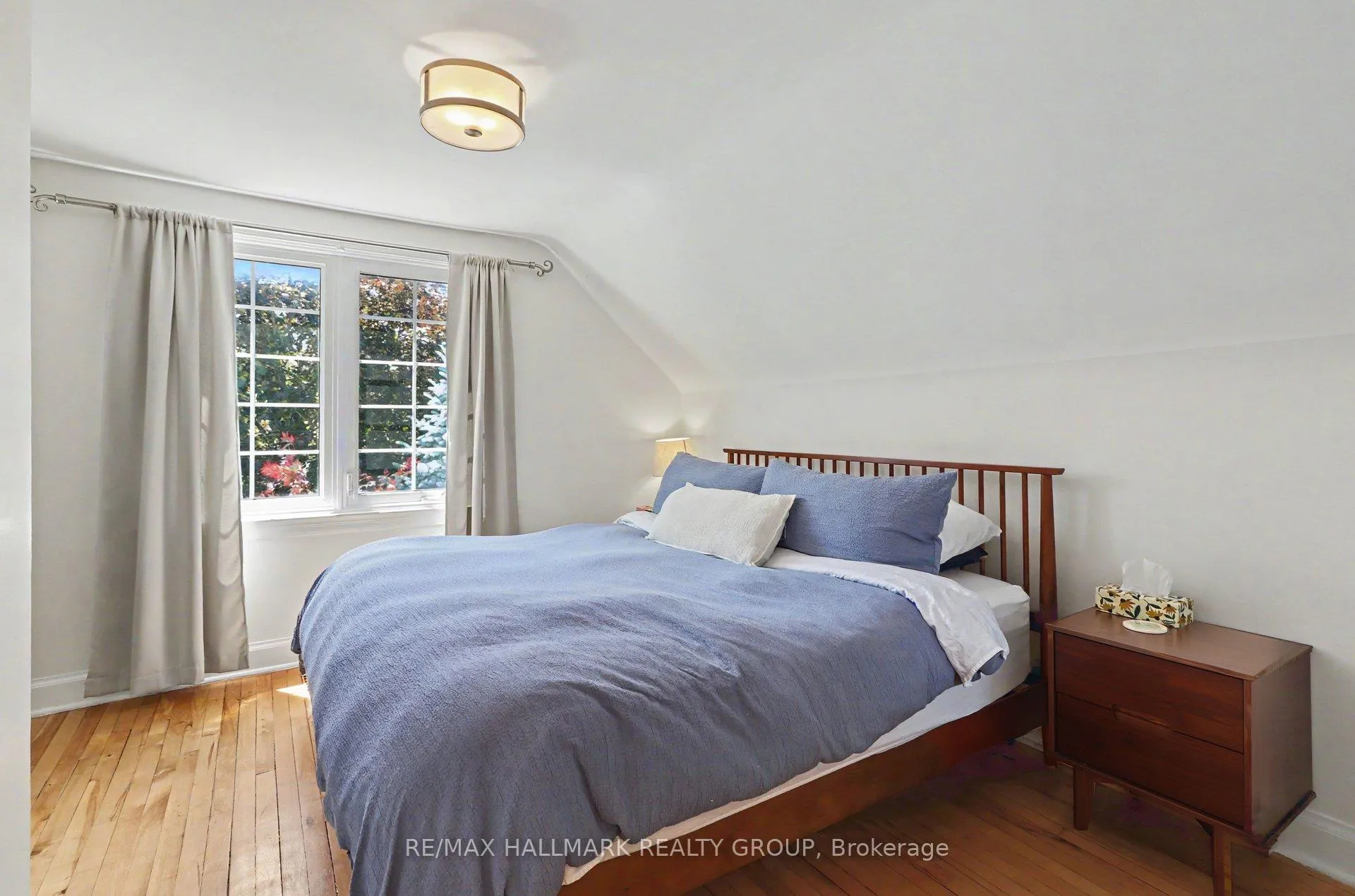 Photo 16 of 99 Dagmar Avenue, Ottawa, Vanier — HOMEH
