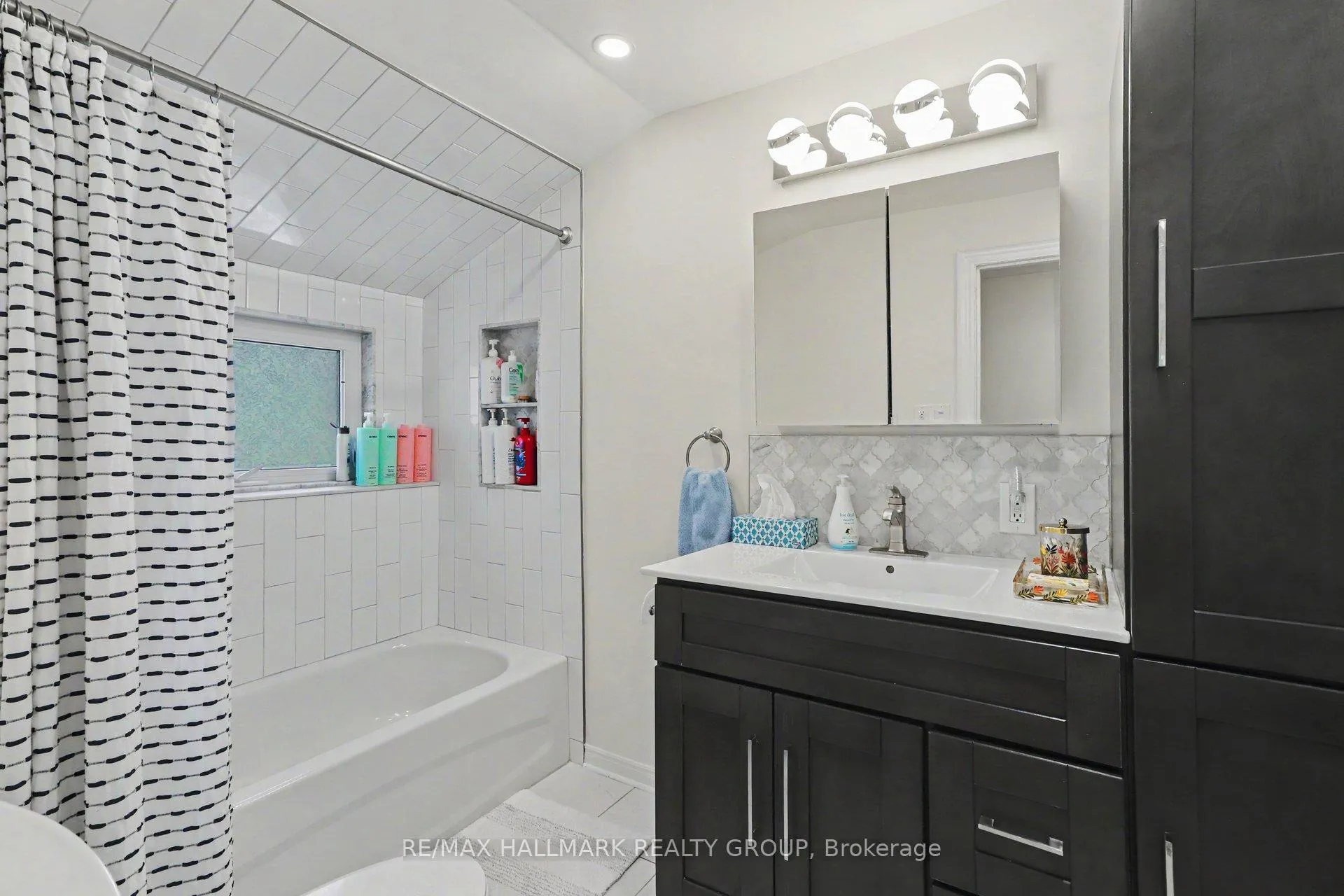 Photo 19 of 99 Dagmar Avenue, Ottawa, Vanier — HOMEH