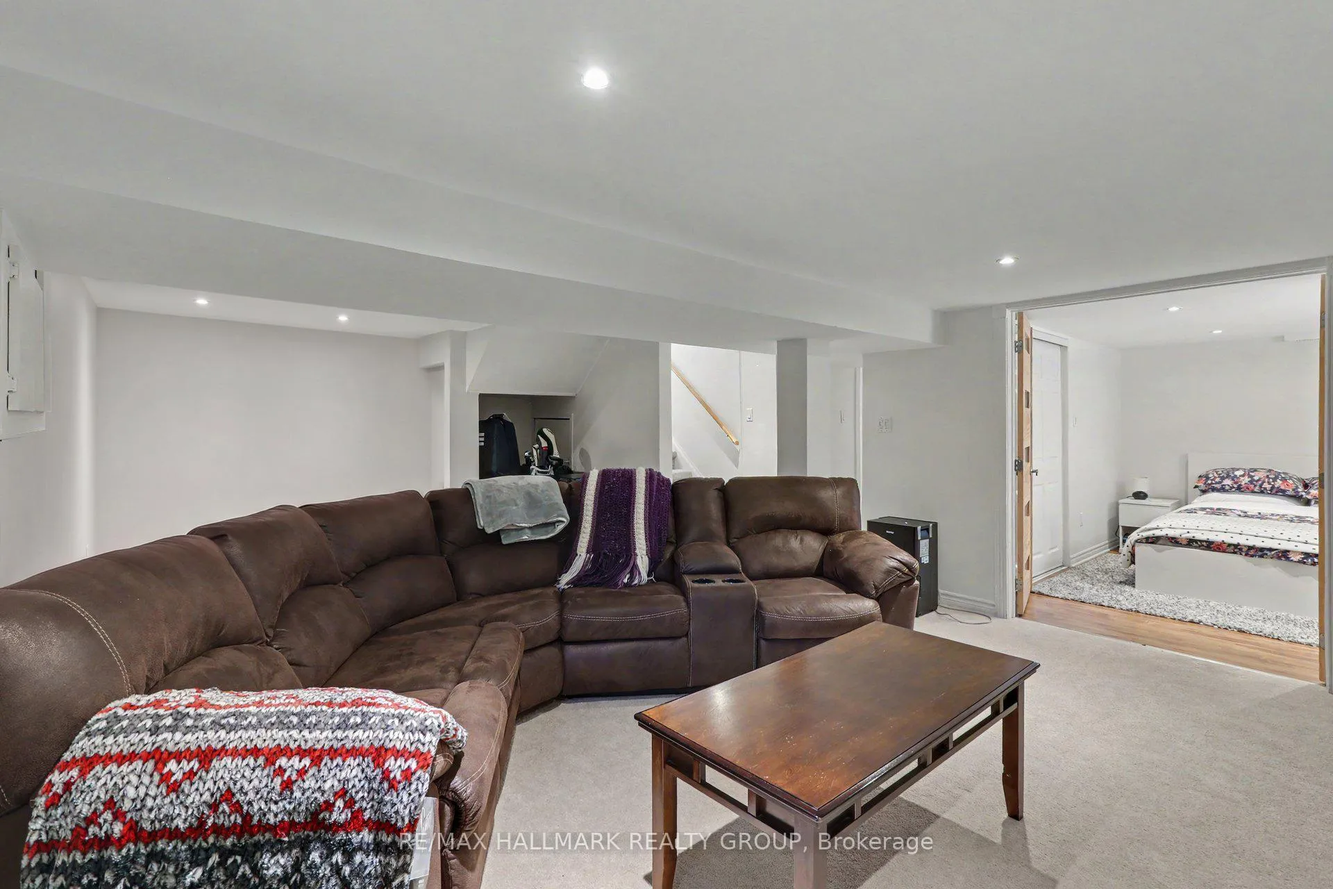 Photo 22 of 99 Dagmar Avenue, Ottawa, Vanier — HOMEH