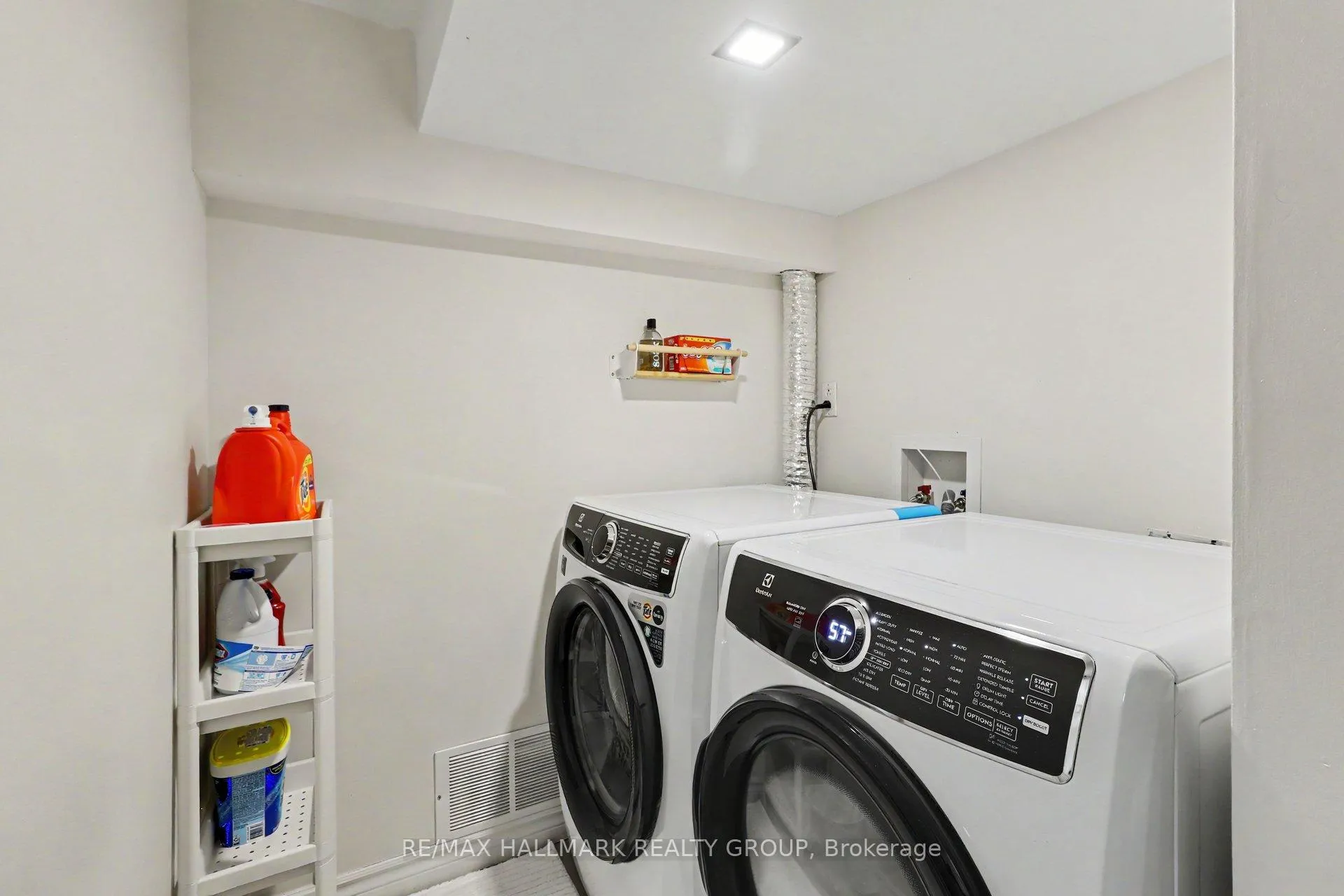 Photo 26 of 99 Dagmar Avenue, Ottawa, Vanier — HOMEH