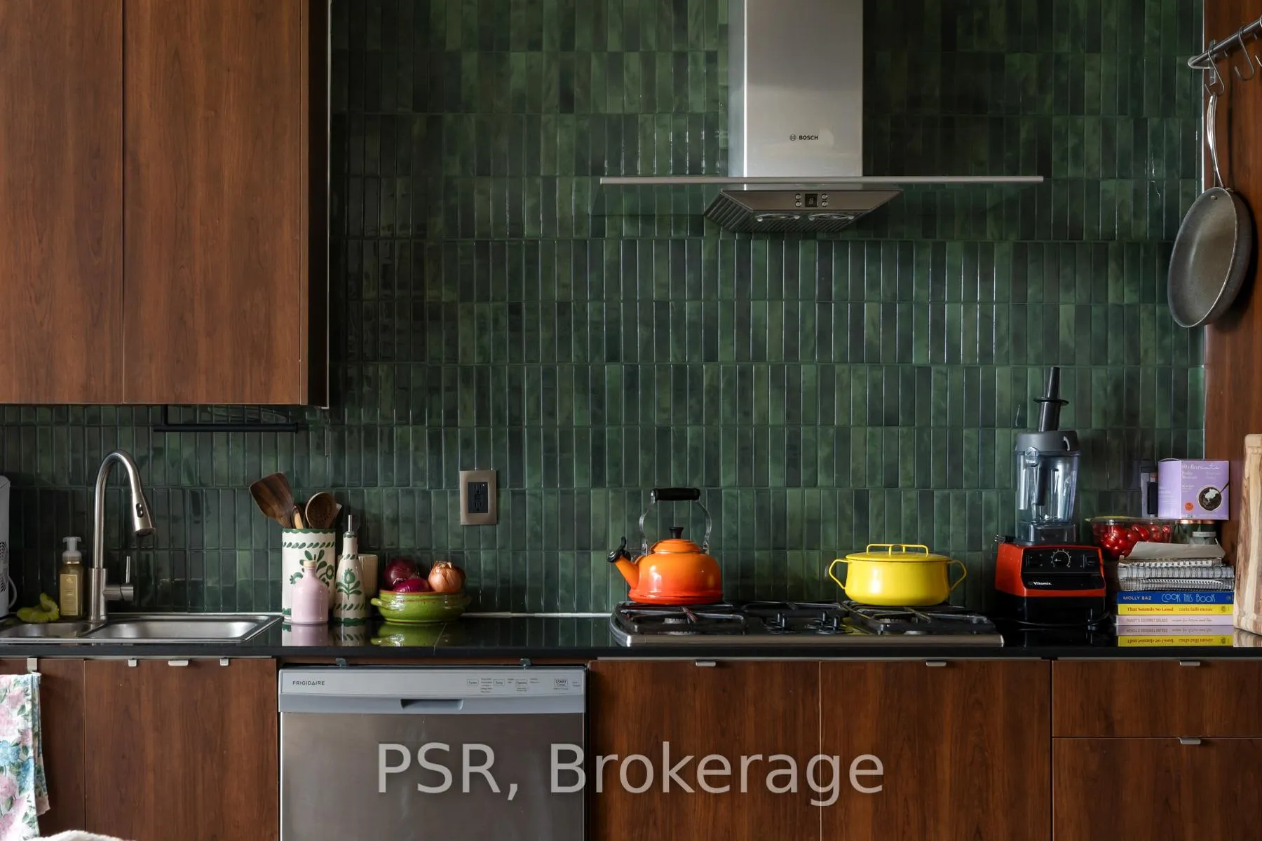 Photo 6 of Unit 507, 23 Brant Street, Toronto, Waterfront Communities — HOMEH