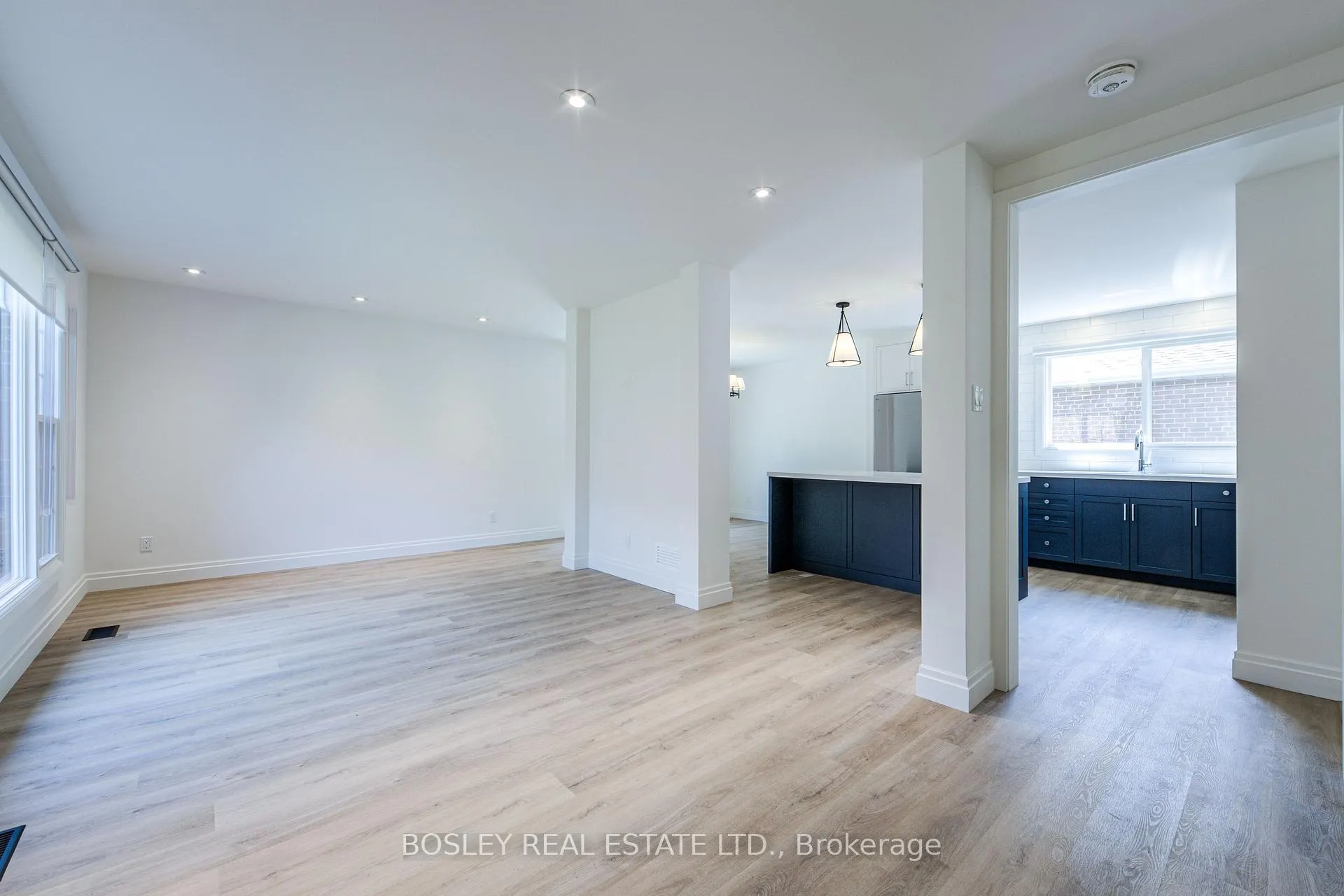 Photo 63 of 33 Forestbrook Crescent, Scarborough, Tam O'Shanter-Sullivan — HOMEH
