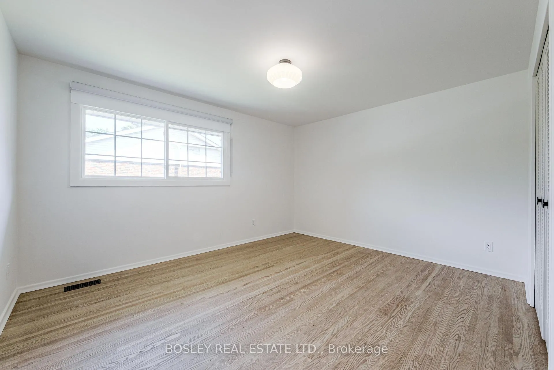 Photo 87 of 33 Forestbrook Crescent, Scarborough, Tam O'Shanter-Sullivan — HOMEH