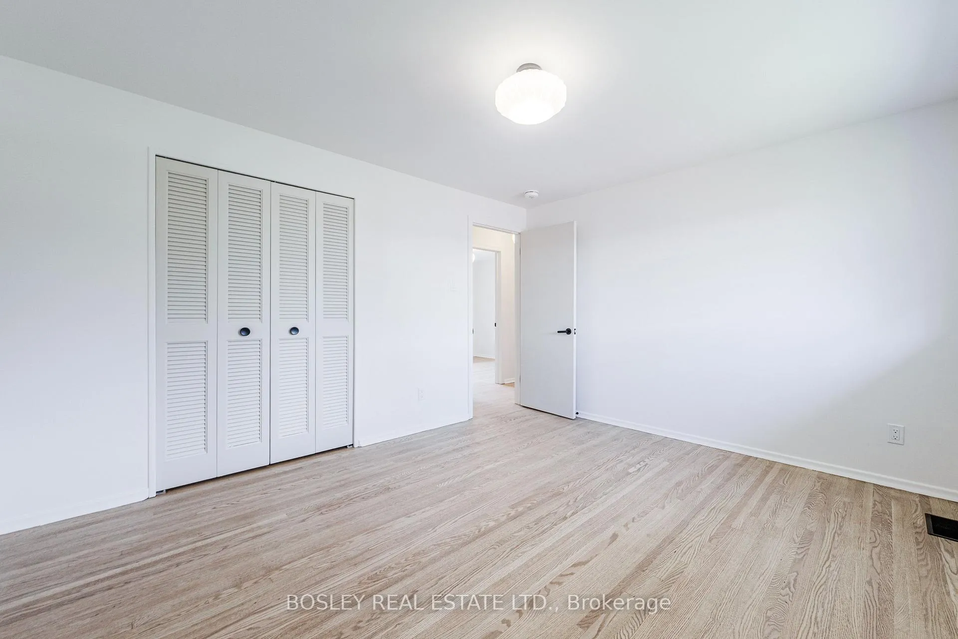 Photo 88 of 33 Forestbrook Crescent, Scarborough, Tam O'Shanter-Sullivan — HOMEH