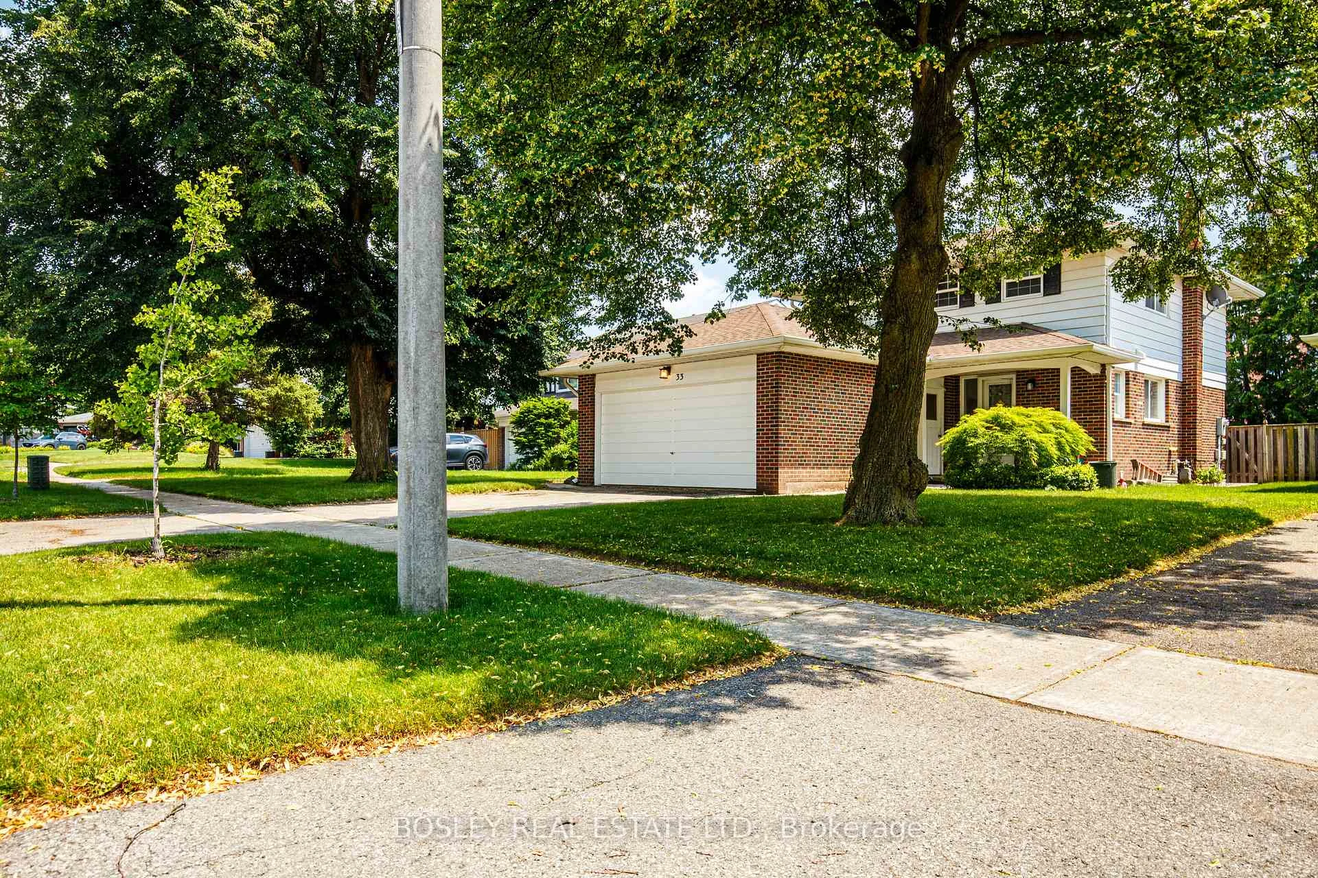 Photo 32 of 33 Forestbrook Crescent, Scarborough, Tam O'Shanter-Sullivan — HOMEH