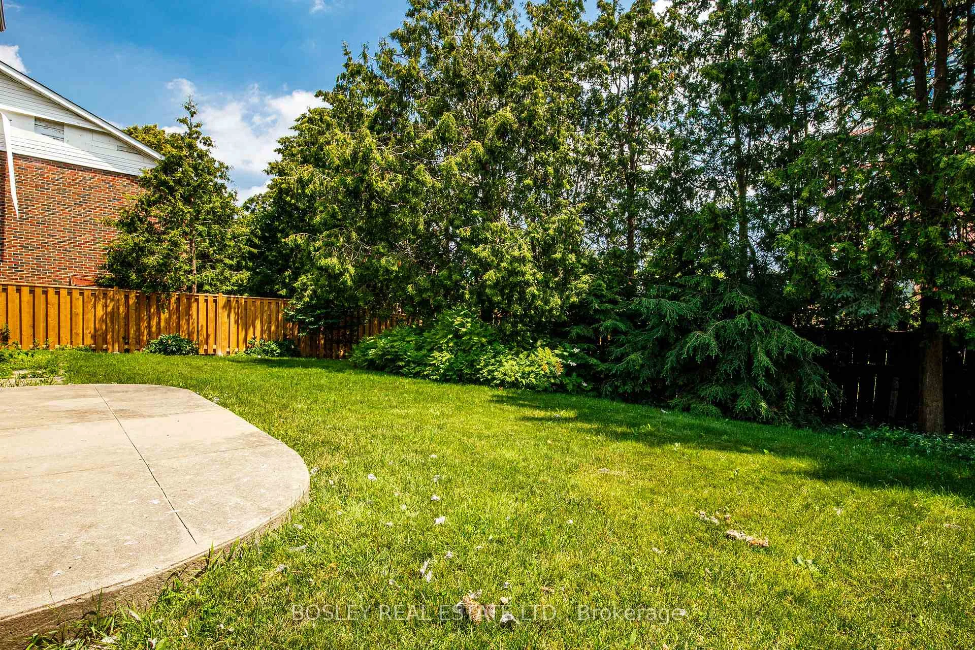 Photo 42 of 33 Forestbrook Crescent, Scarborough, Tam O'Shanter-Sullivan — HOMEH
