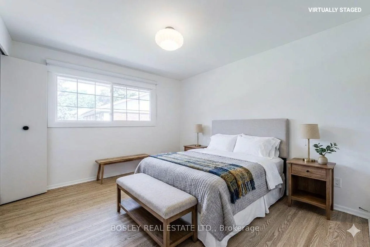 Photo 25 of 33 Forestbrook Crescent, Scarborough, Tam O'Shanter-Sullivan — HOMEH
