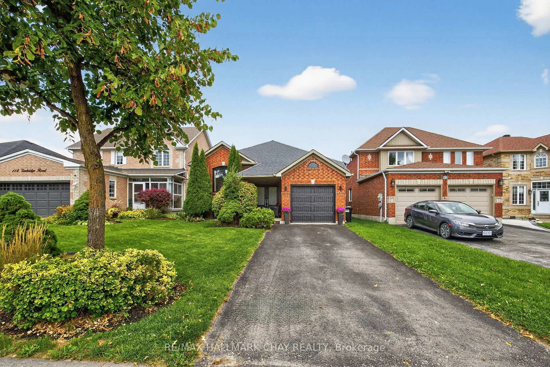 Photo 3 of 120 Tunbridge Road, Barrie, Georgian Drive — HOMEH