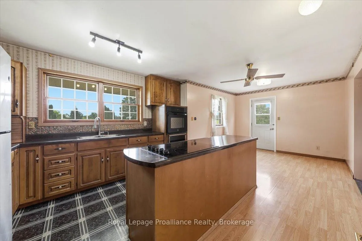 Photo 17 of 20 Barrett Road, Stirling-Rawdon, Stirling Ward — HOMEH