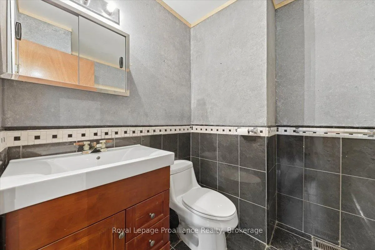 Photo 28 of 20 Barrett Road, Stirling-Rawdon, Stirling Ward — HOMEH