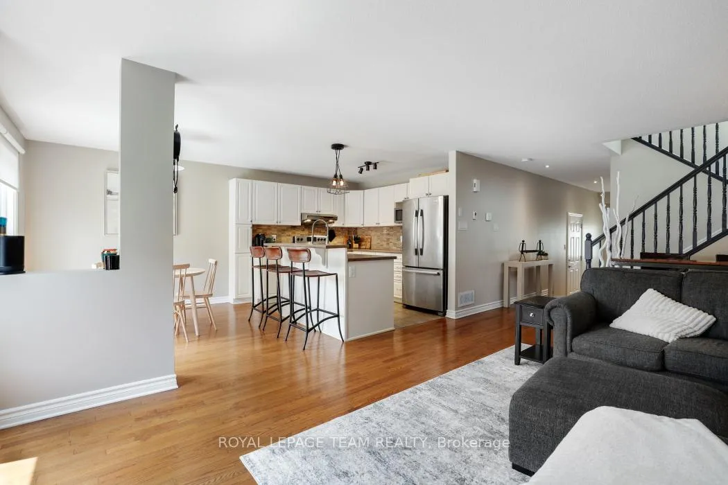 Photo 11 of 406 Pillett Street, Ottawa, Barrhaven - Strandherd — HOMEH