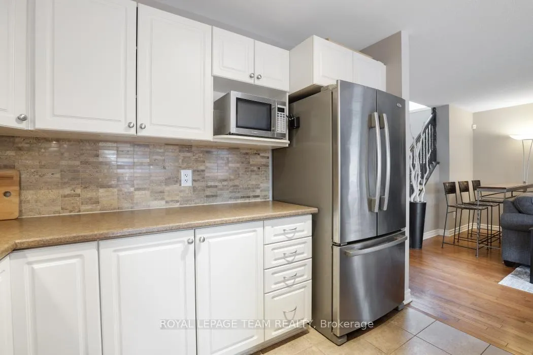 Photo 18 of 406 Pillett Street, Ottawa, Barrhaven - Strandherd — HOMEH