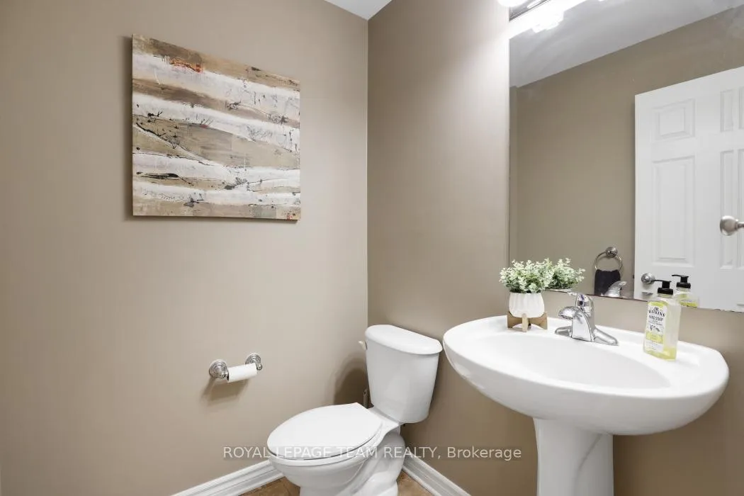 Photo 22 of 406 Pillett Street, Ottawa, Barrhaven - Strandherd — HOMEH