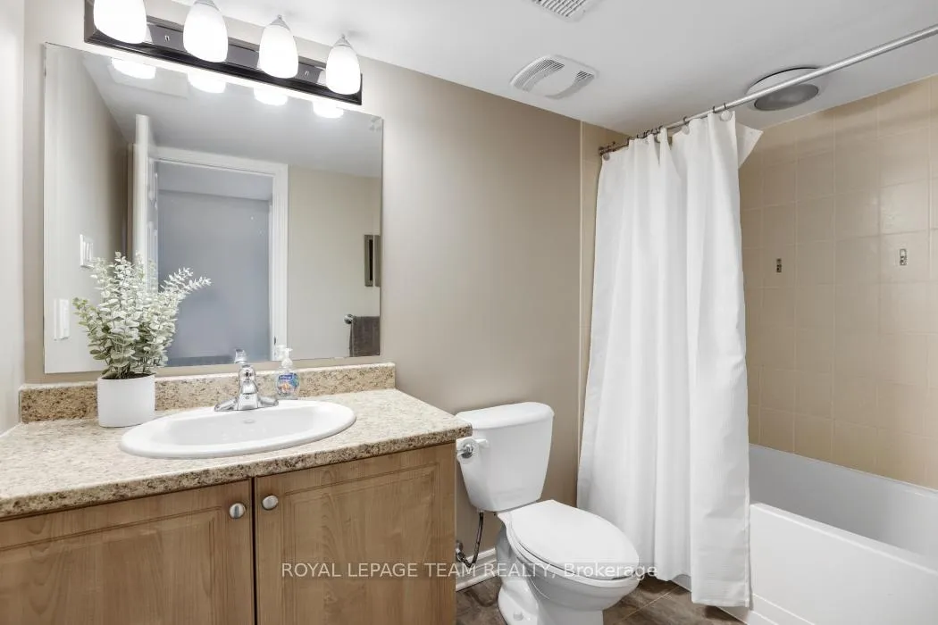 Photo 31 of 406 Pillett Street, Ottawa, Barrhaven - Strandherd — HOMEH