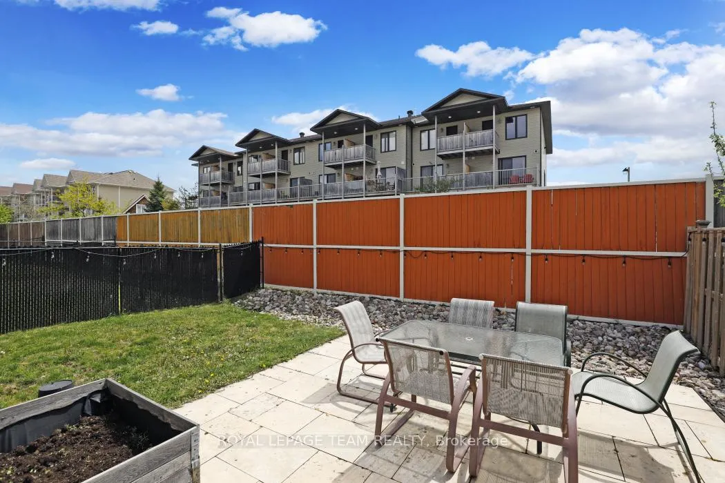 Photo 34 of 406 Pillett Street, Ottawa, Barrhaven - Strandherd — HOMEH