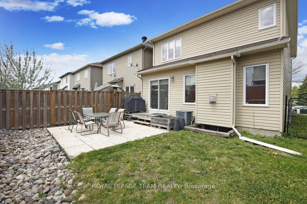 Photo 35 of 406 Pillett Street, Ottawa, Barrhaven - Strandherd — HOMEH