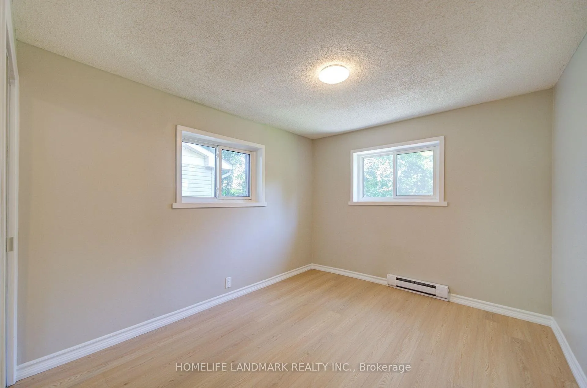 Photo 9 of 65 Cooks Bay Drive, Georgina, Keswick North — HOMEH