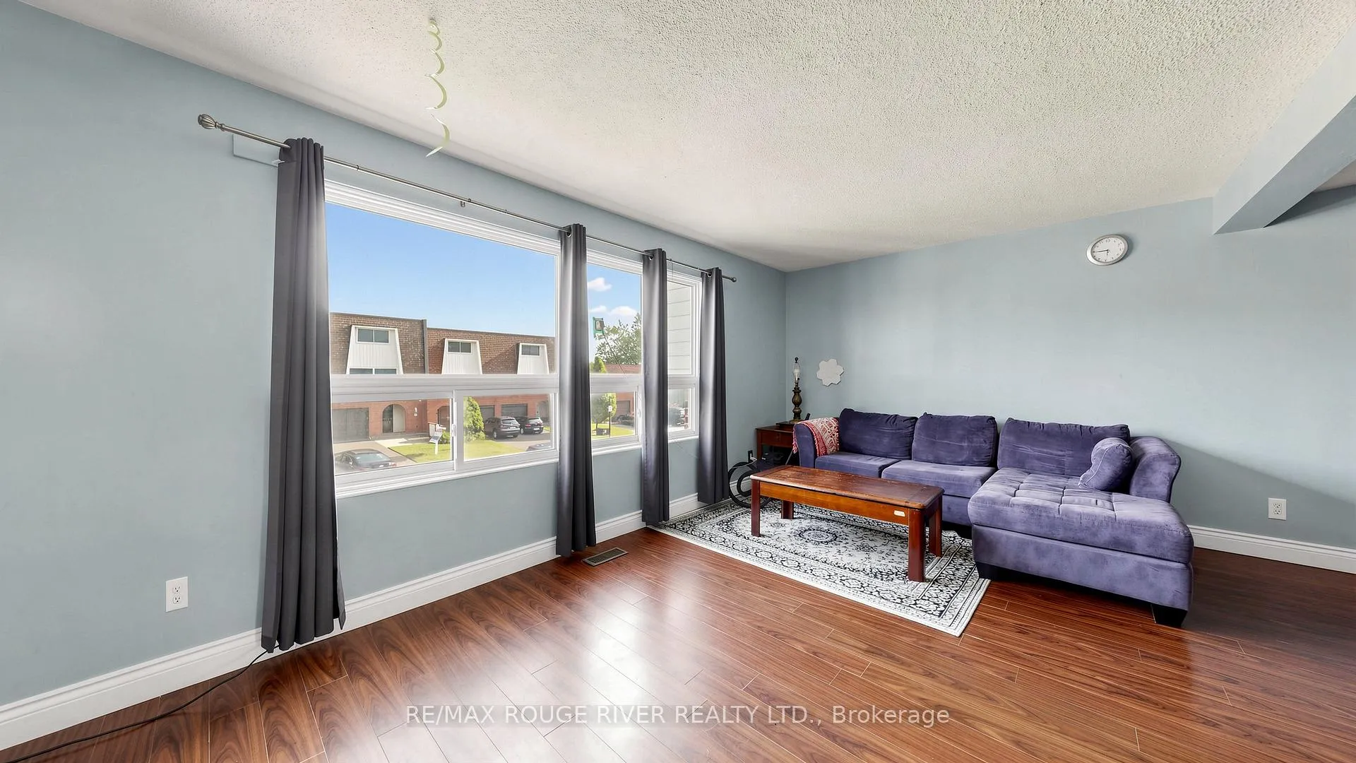 Photo 2 of 121 Deacon Lane, Ajax, South East — HOMEH