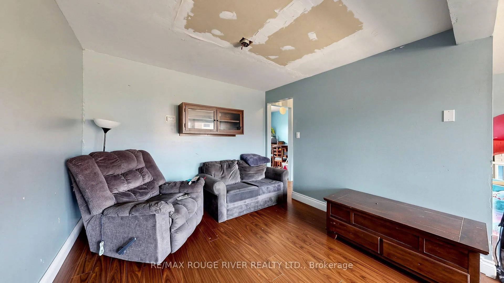 Photo 8 of 121 Deacon Lane, Ajax, South East — HOMEH