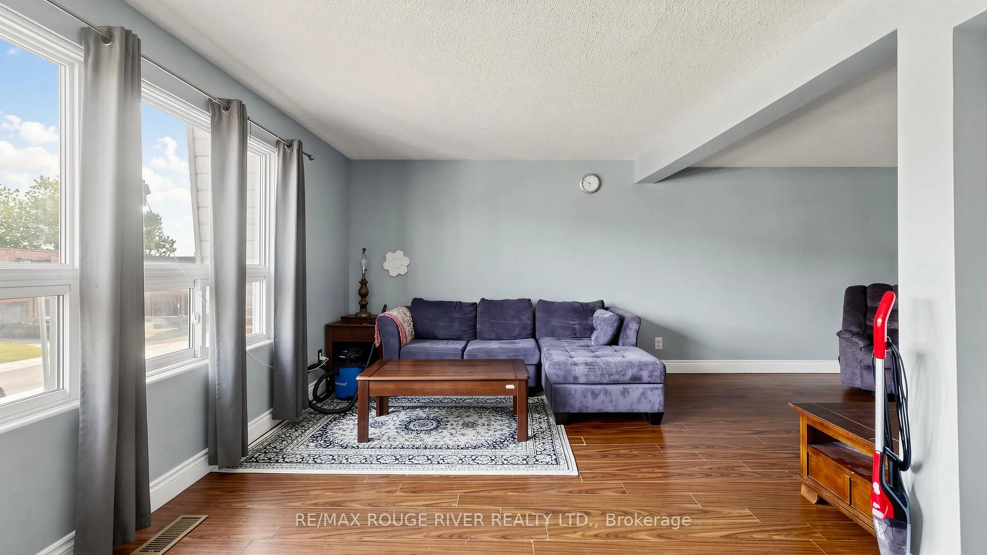 Photo 9 of 121 Deacon Lane, Ajax, South East — HOMEH
