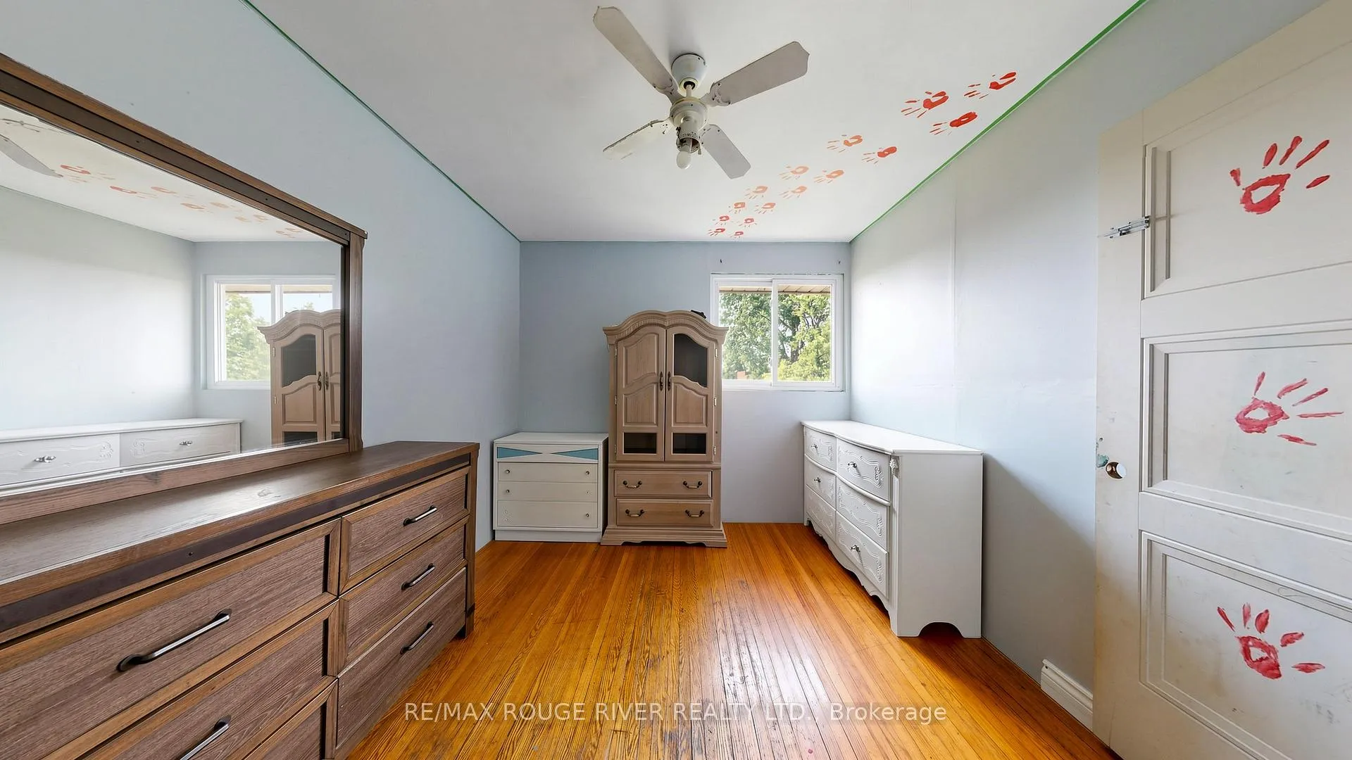 Photo 23 of 121 Deacon Lane, Ajax, South East — HOMEH