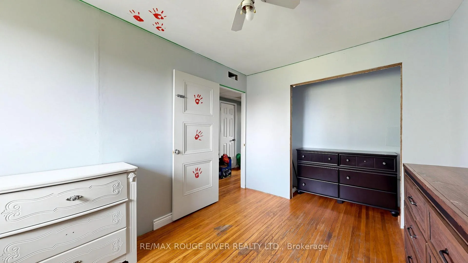 Photo 25 of 121 Deacon Lane, Ajax, South East — HOMEH