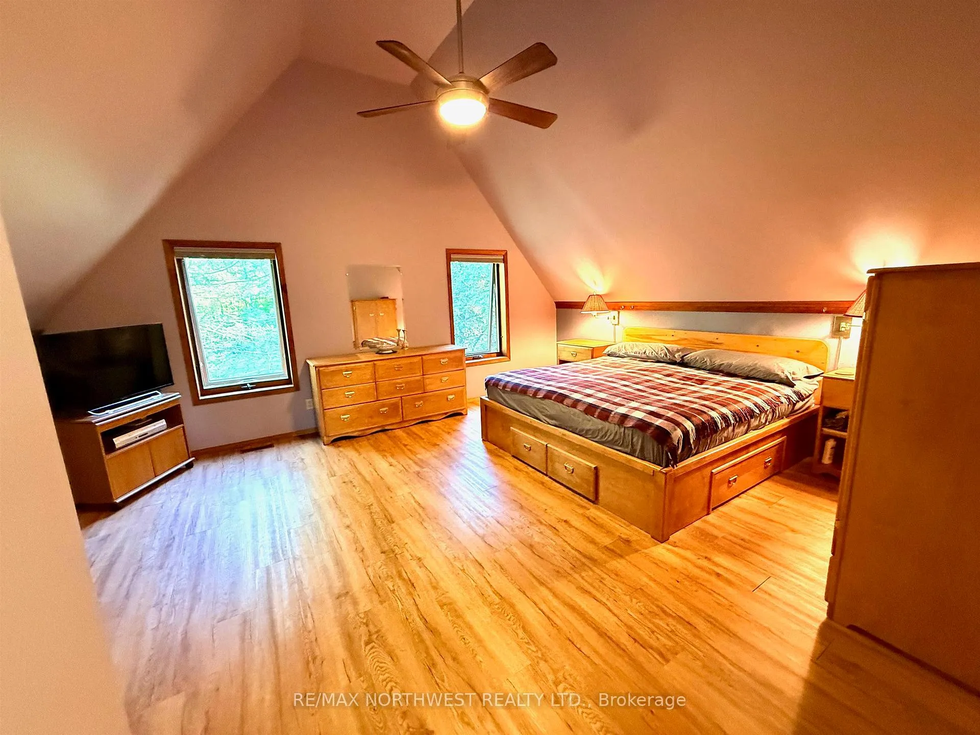 Photo 19 of 60 Campbell Road, Kenora, Redditt Road East — HOMEH