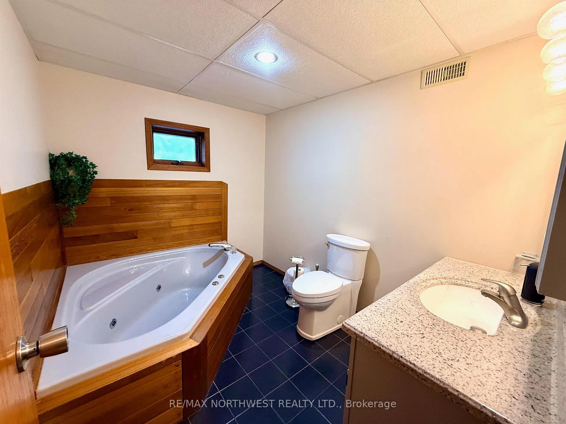 Photo 23 of 60 Campbell Road, Kenora, Redditt Road East — HOMEH