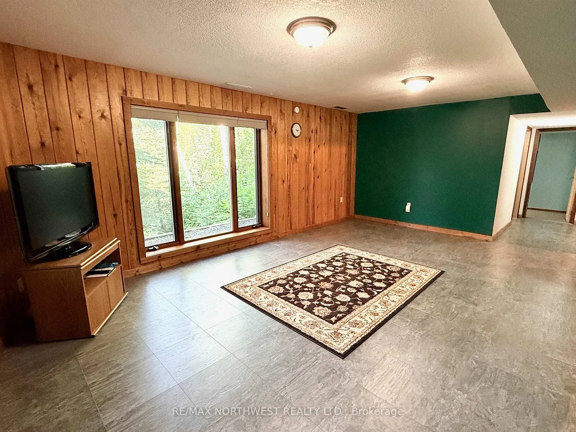 Photo 24 of 60 Campbell Road, Kenora, Redditt Road East — HOMEH
