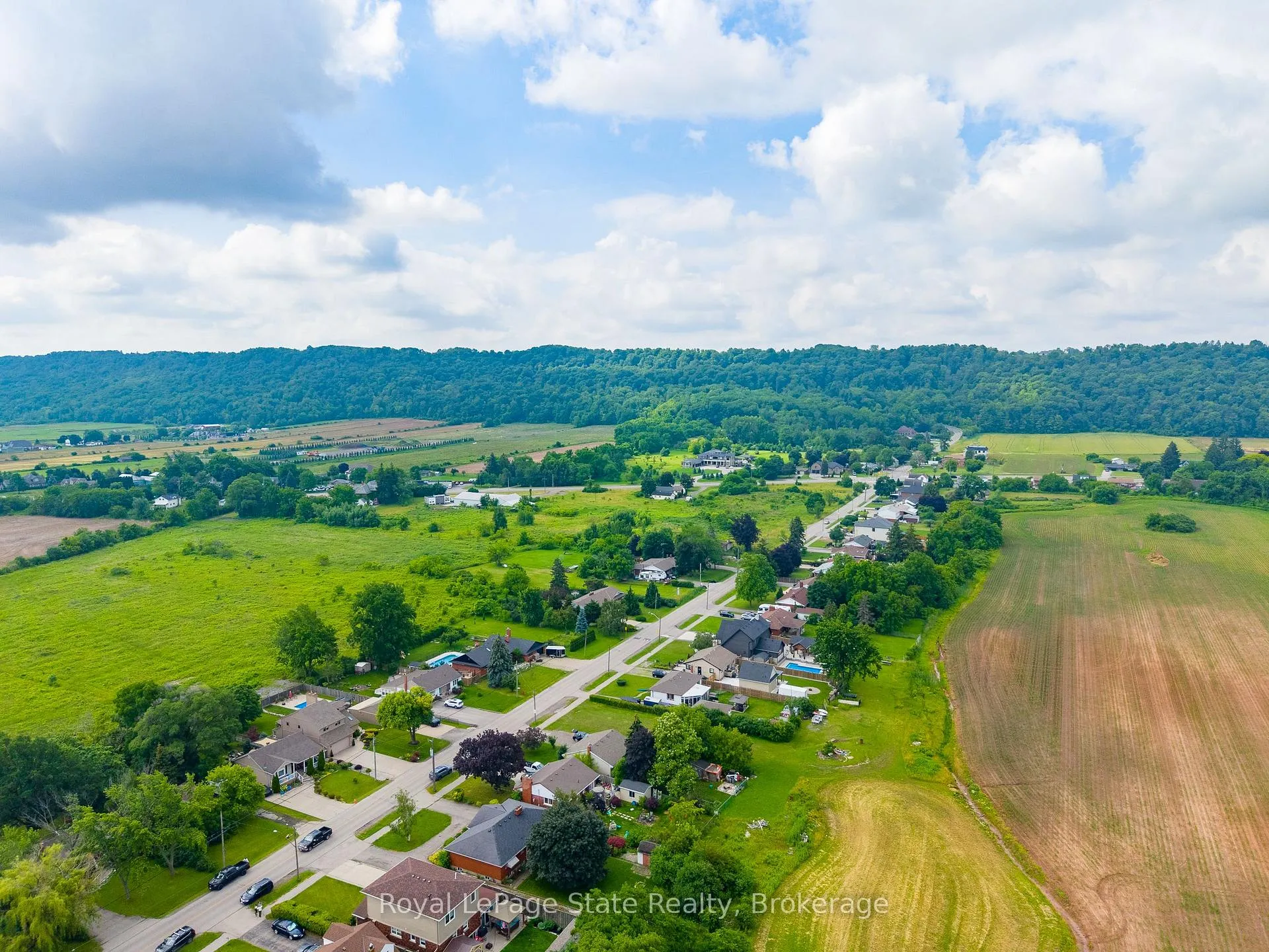 Photo 6 of 249 McNeilly Road, Hamilton, Fruitland — HOMEH