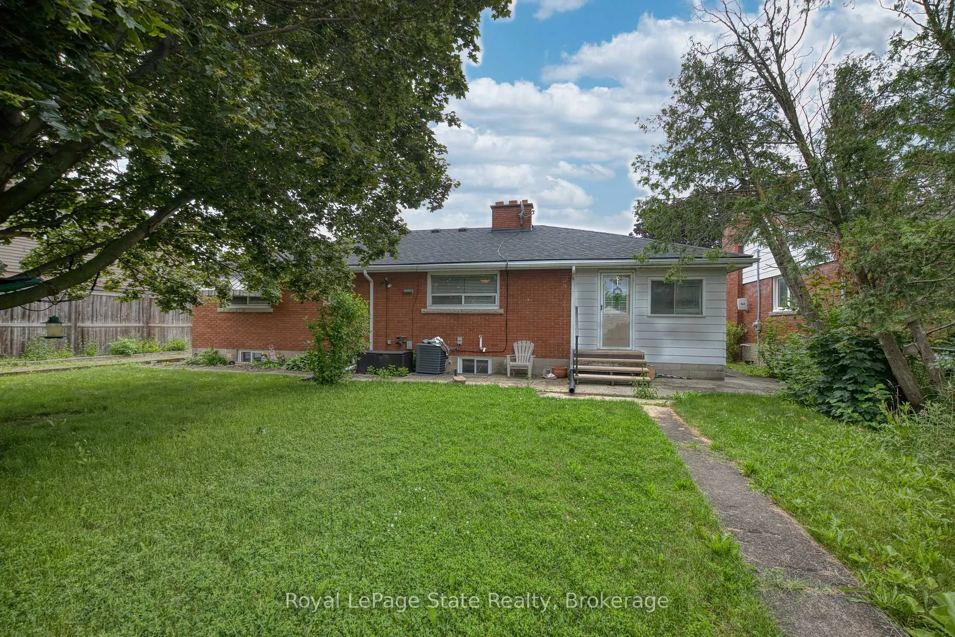 Photo 10 of 249 McNeilly Road, Hamilton, Fruitland — HOMEH