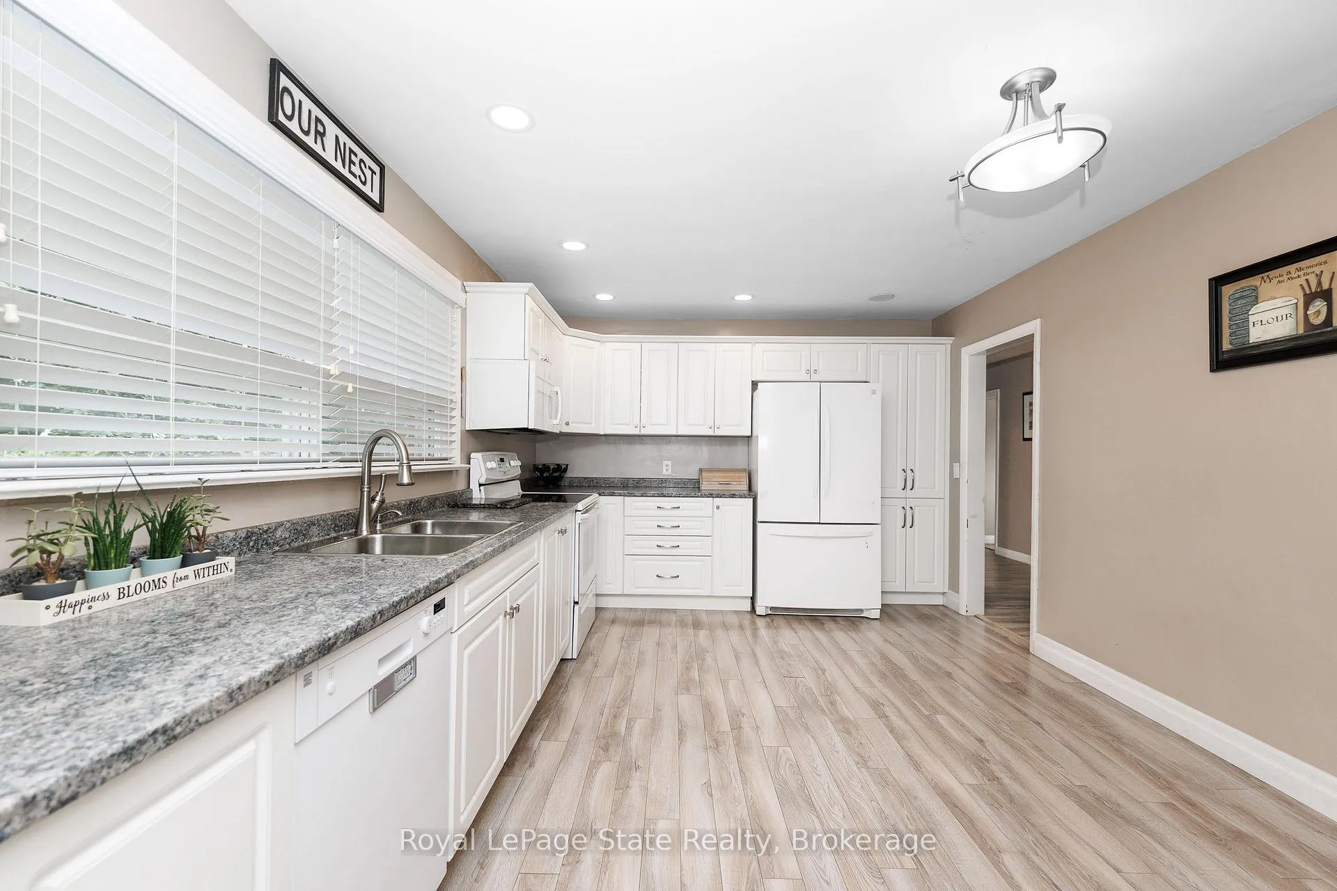 Photo 18 of 249 McNeilly Road, Hamilton, Fruitland — HOMEH