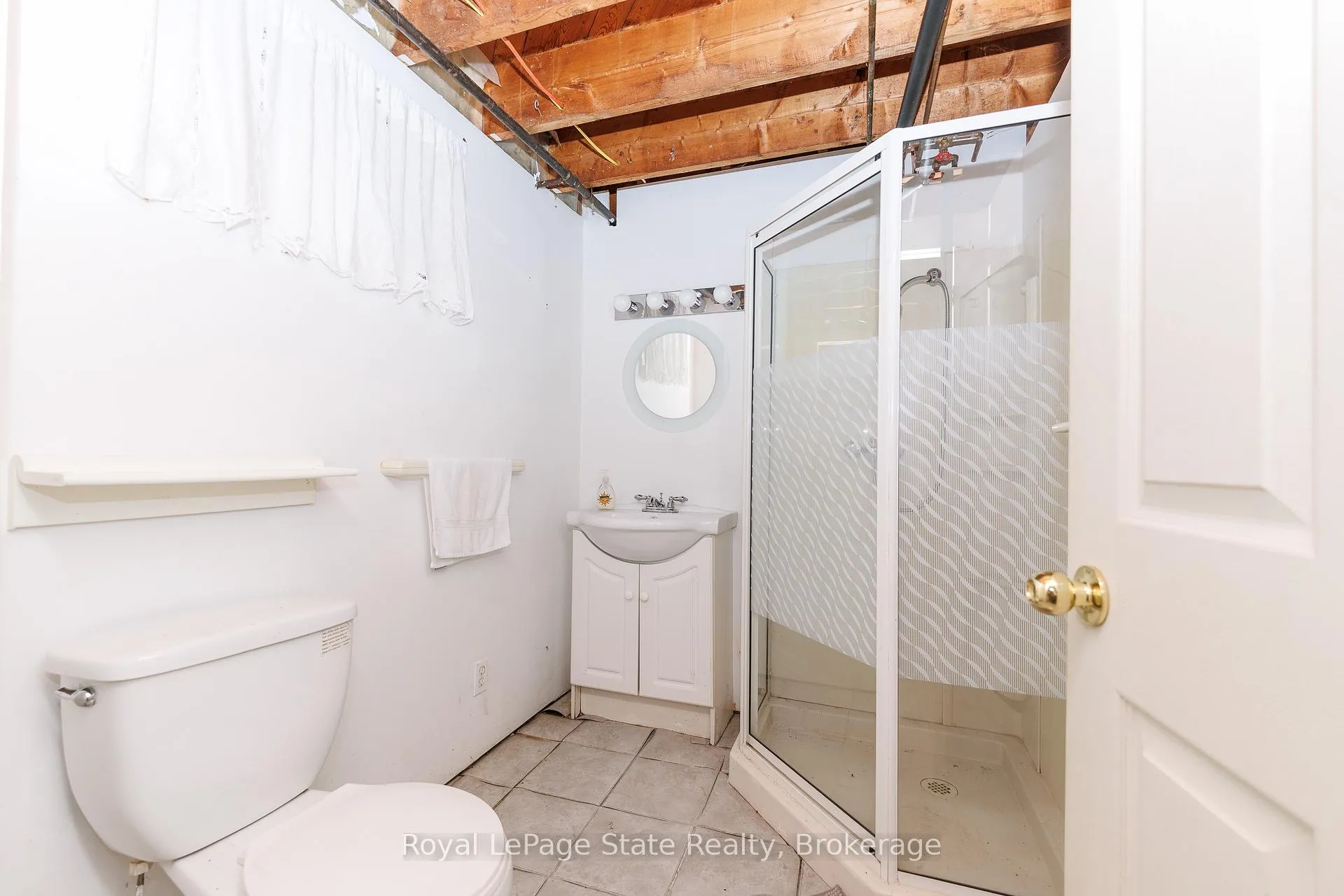 Photo 29 of 249 McNeilly Road, Hamilton, Fruitland — HOMEH