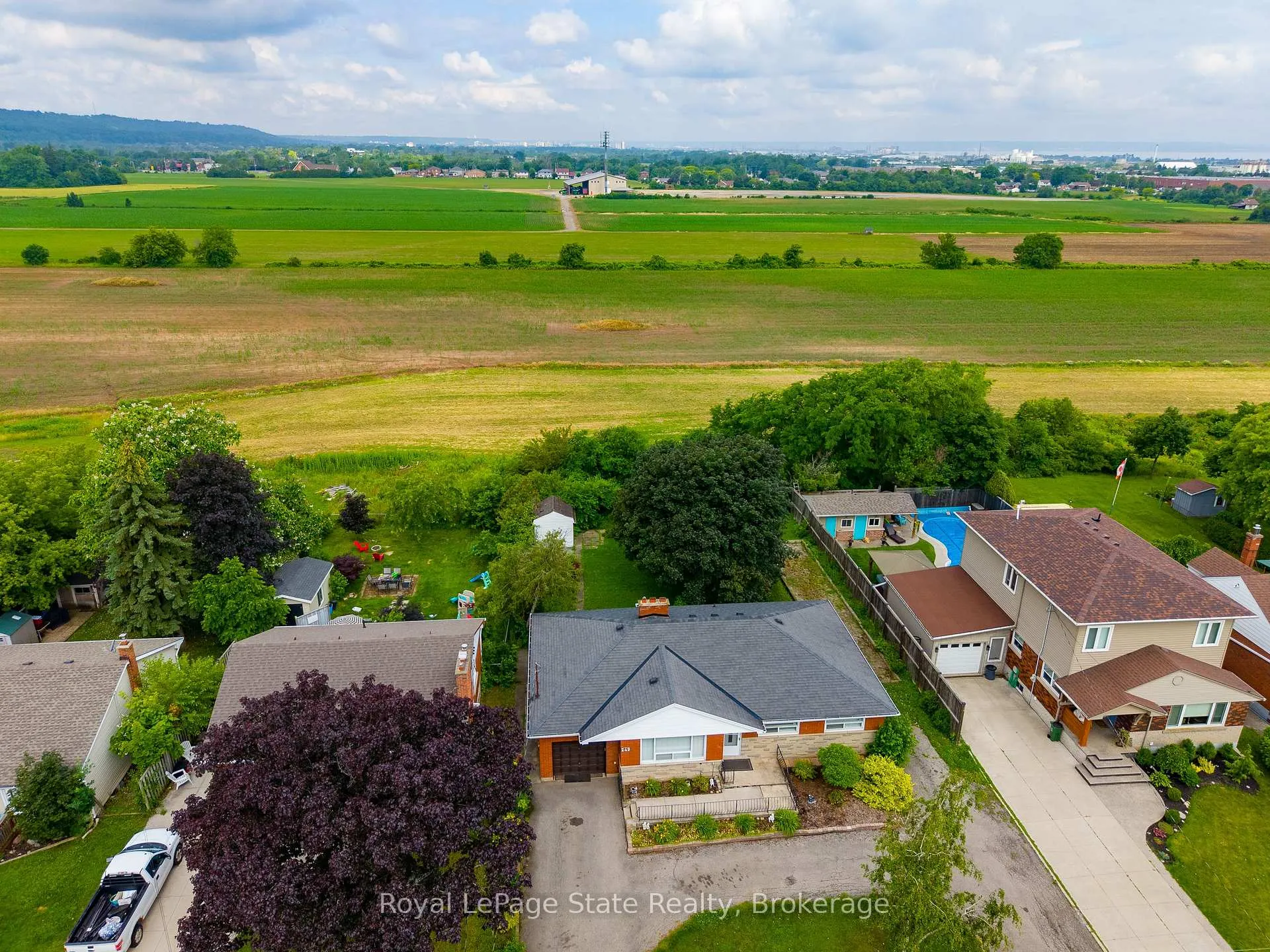 Photo 34 of 249 McNeilly Road, Hamilton, Fruitland — HOMEH