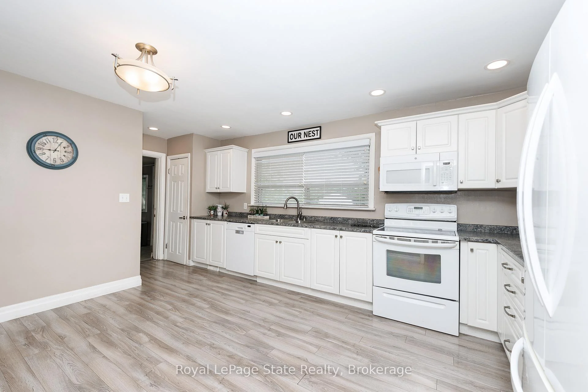 Photo 17 of 249 McNeilly Road, Hamilton, Fruitland — HOMEH
