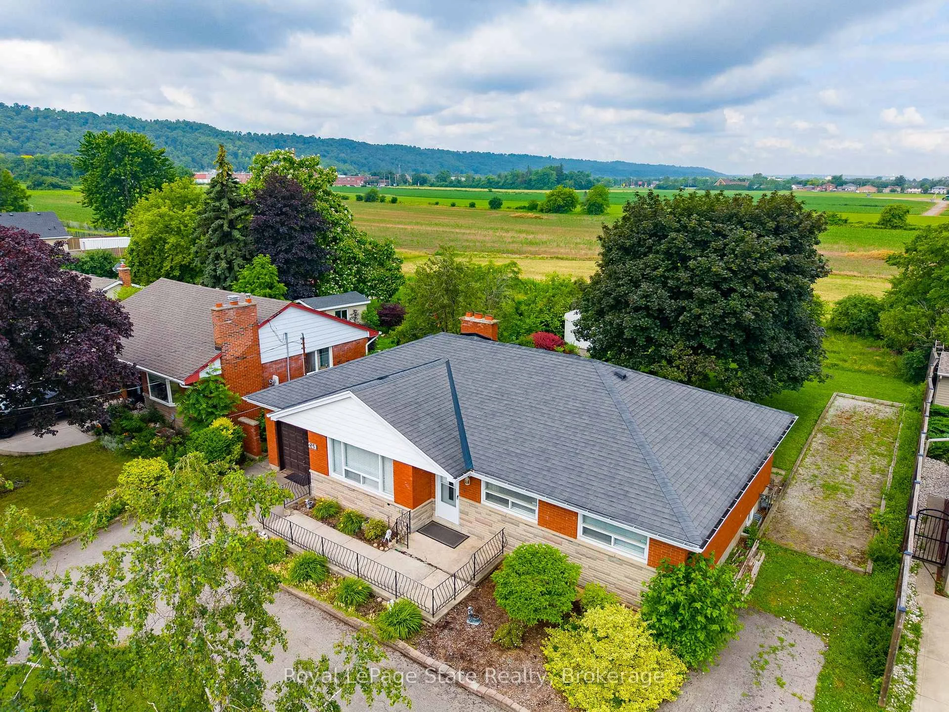 Photo 40 of 249 McNeilly Road, Hamilton, Fruitland — HOMEH