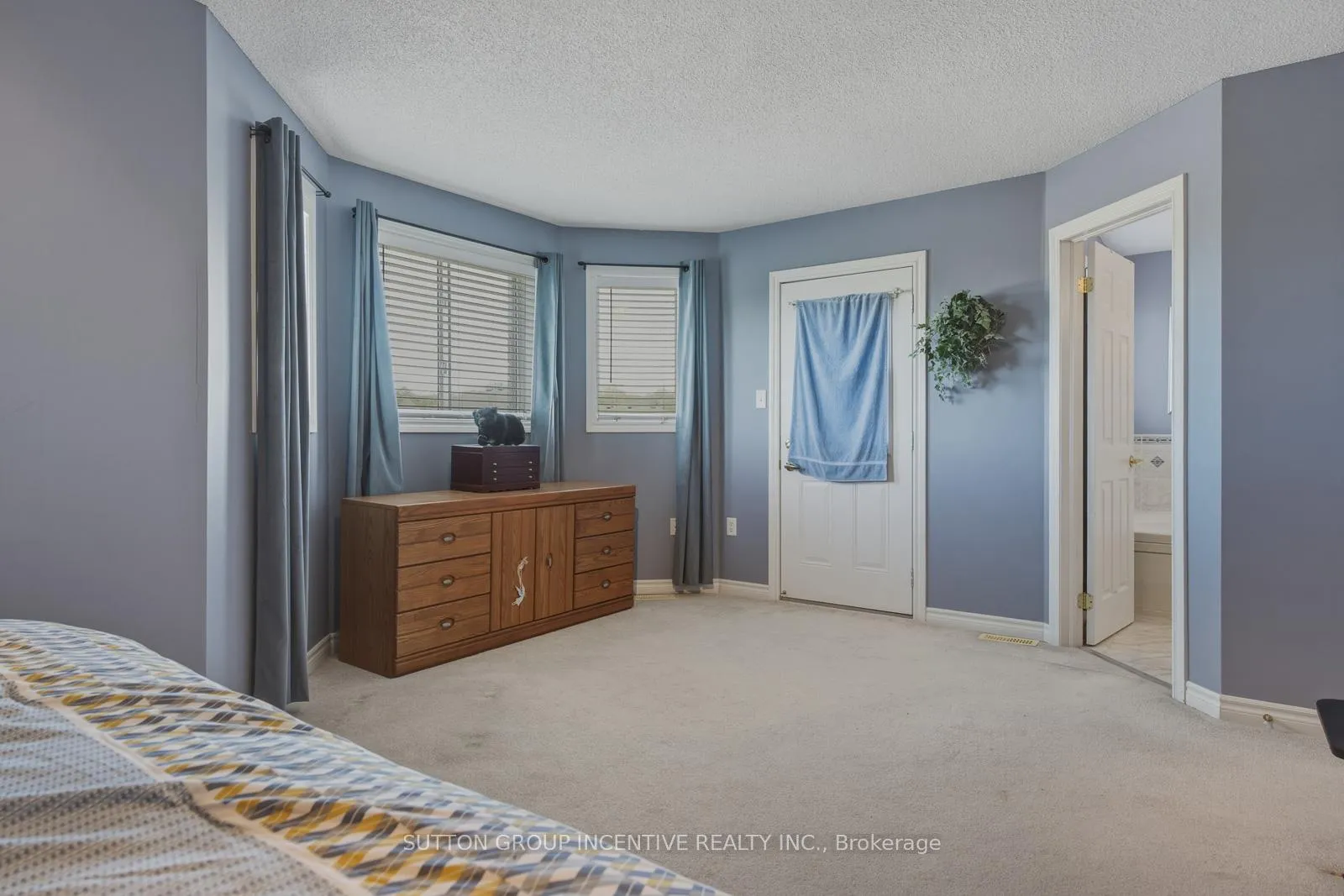 Photo 34 of 70 Shalom Way, Barrie, Painswick South — HOMEH