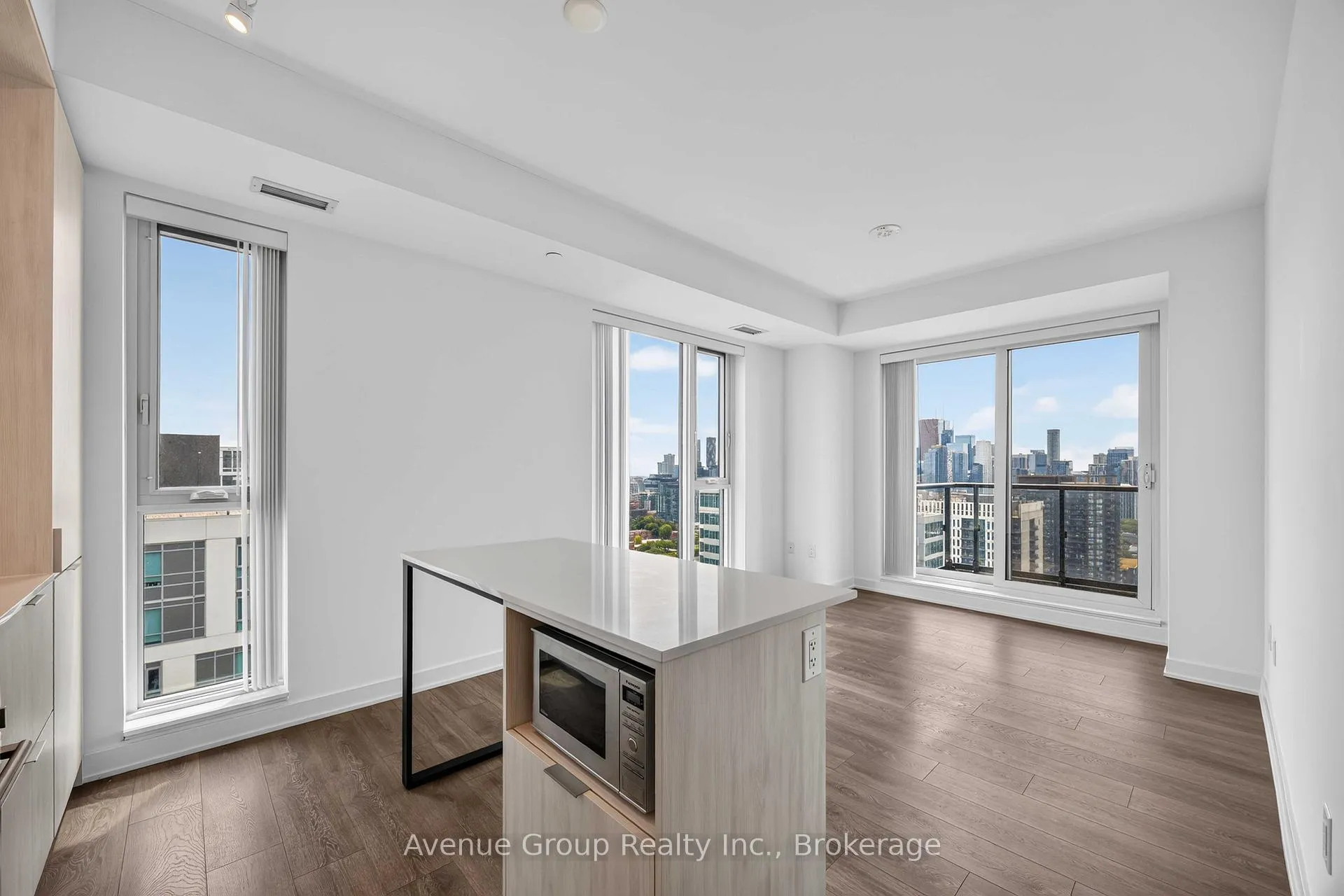 Photo 6 of Unit 2903, 130 River Street, Toronto, Regent Park — HOMEH