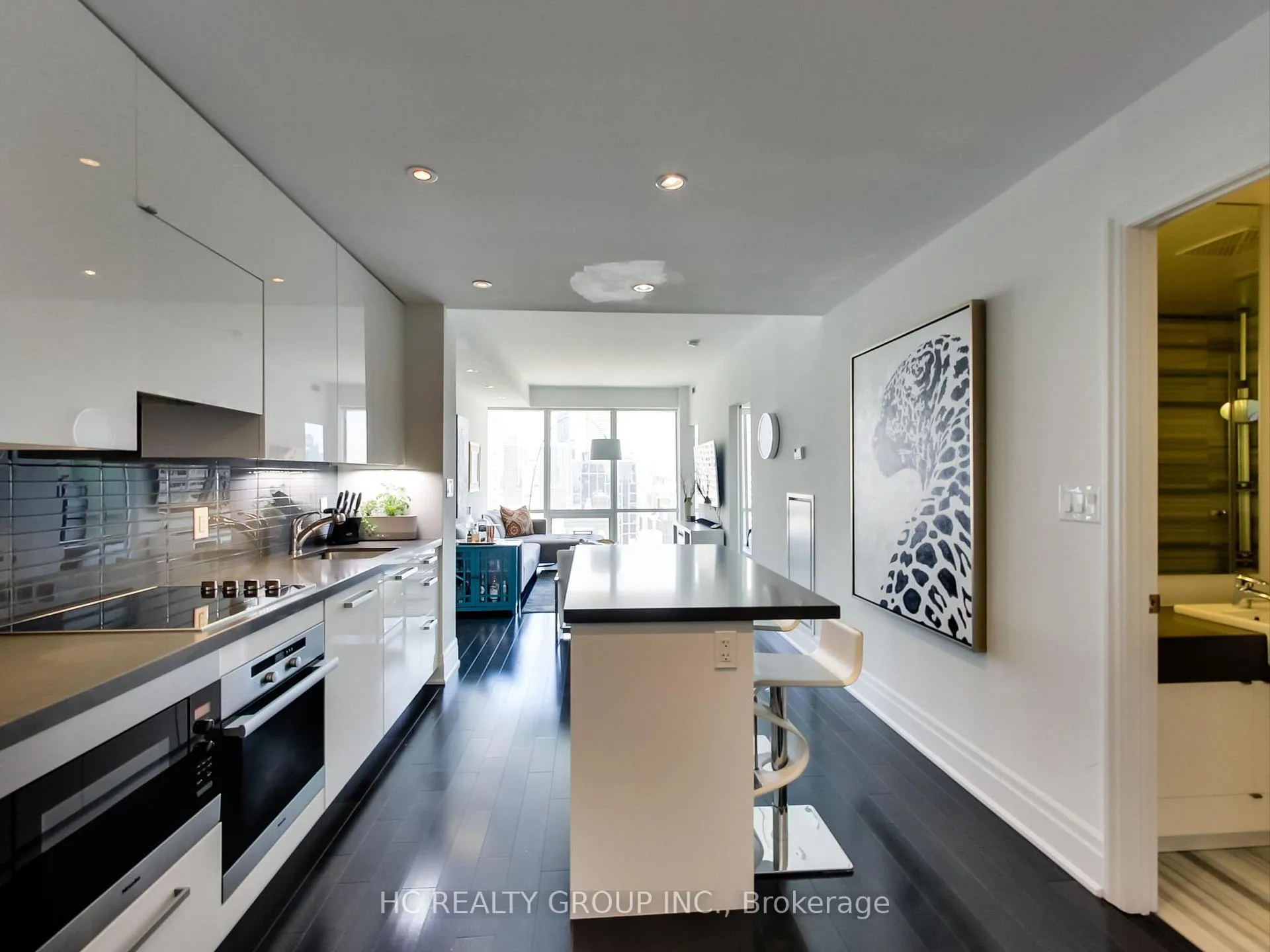 Front of Unit 3606, 8 The Esplanade Street