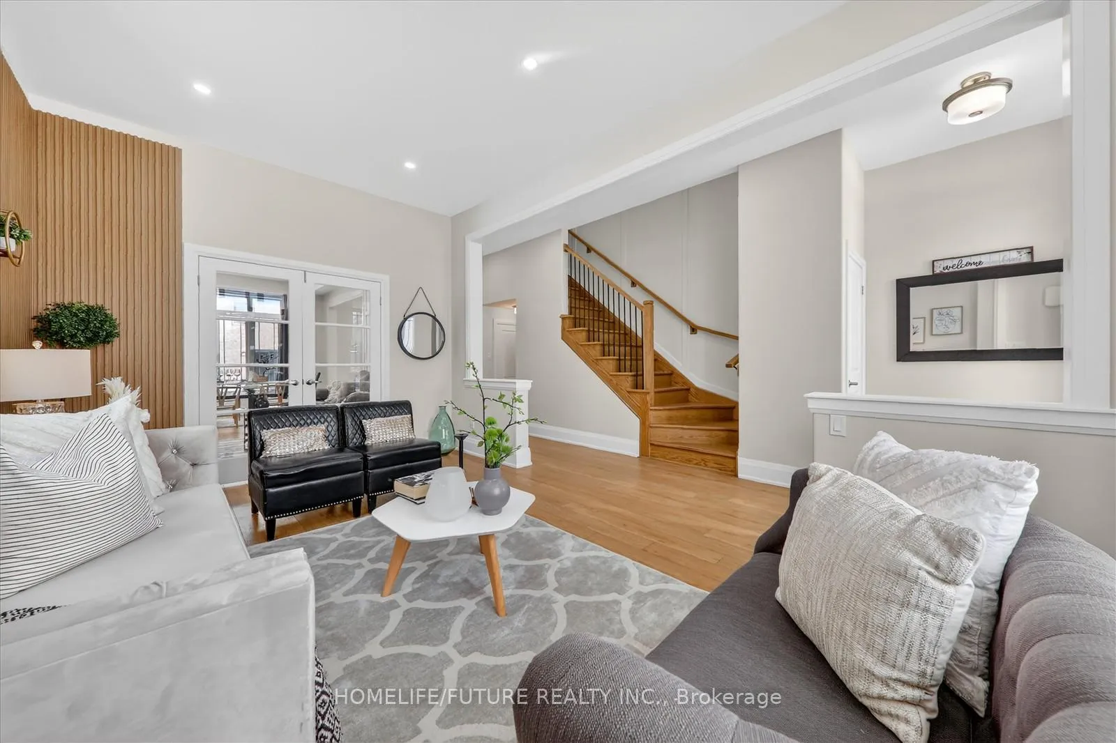 Photo 7 of 212 Mallory Terrace, Peterborough, Northcrest Ward 5 — HOMEH