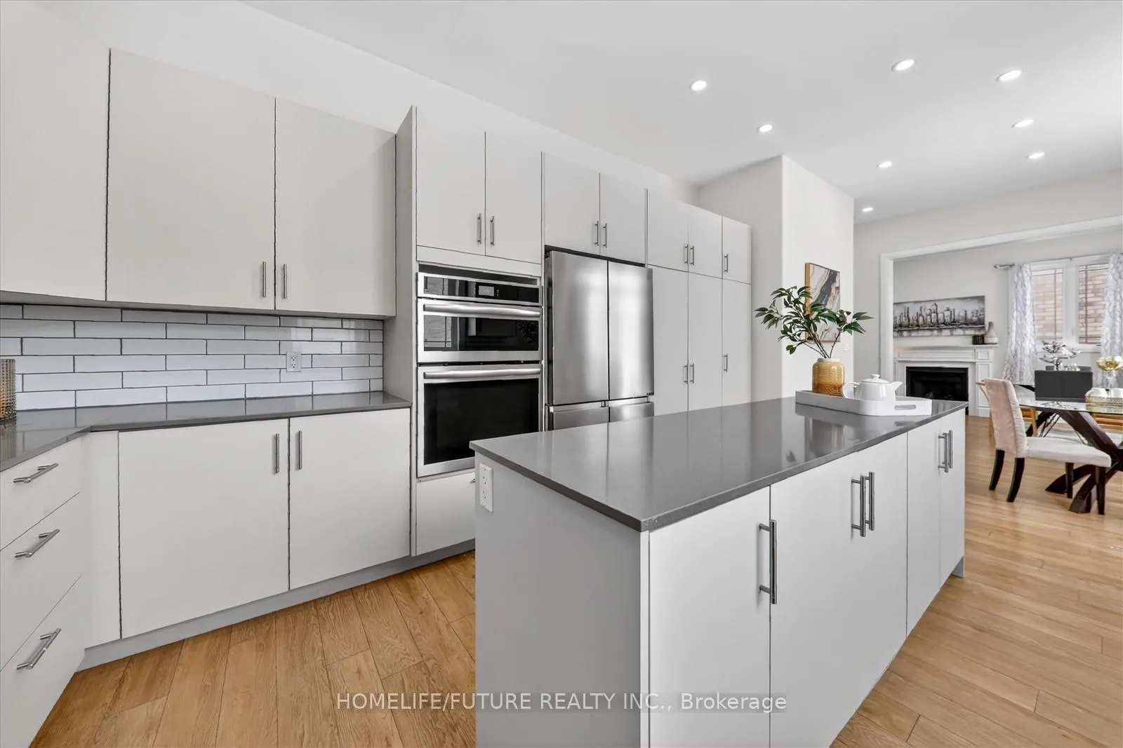 Photo 14 of 212 Mallory Terrace, Peterborough, Northcrest Ward 5 — HOMEH