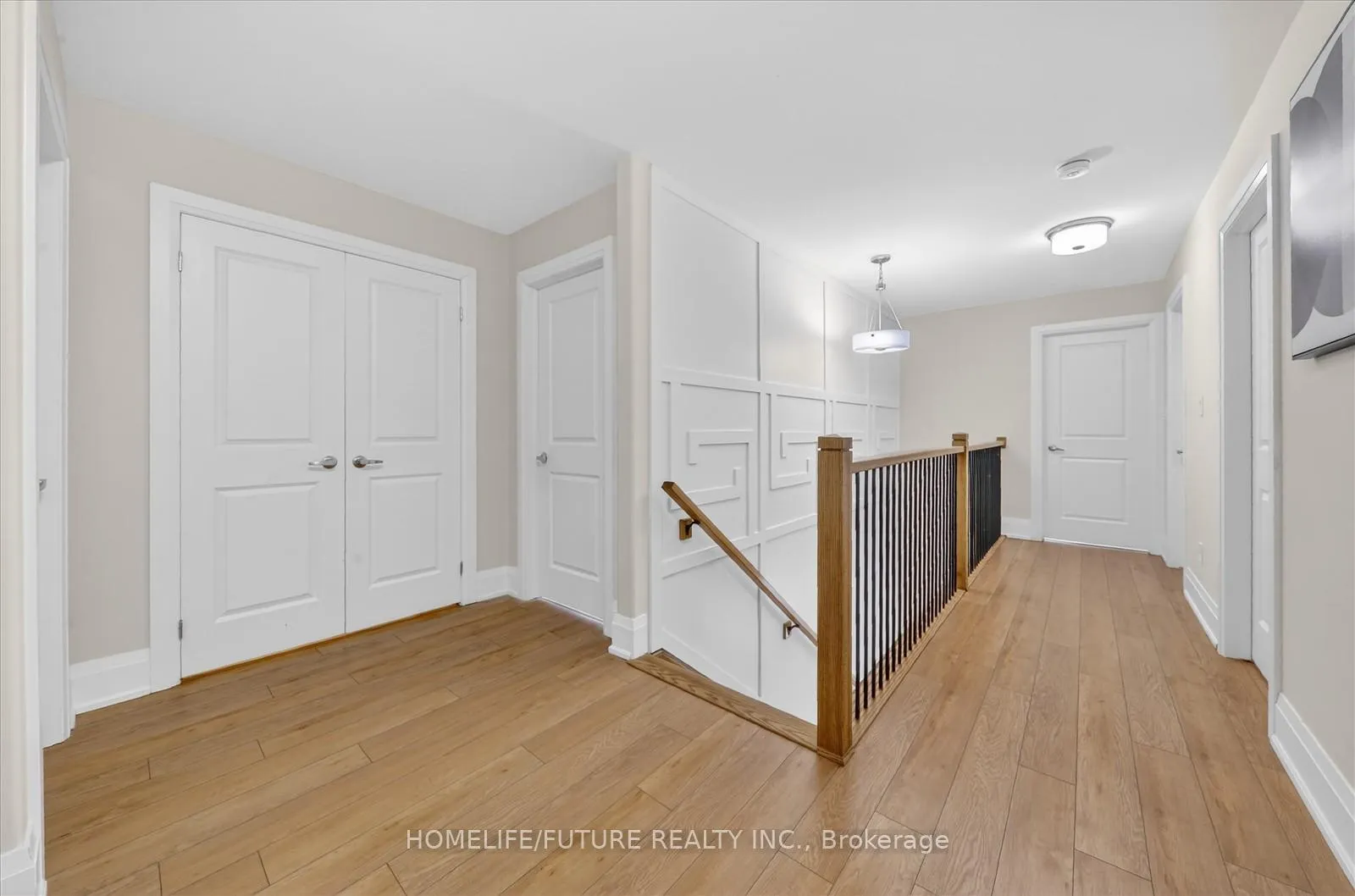 Photo 17 of 212 Mallory Terrace, Peterborough, Northcrest Ward 5 — HOMEH