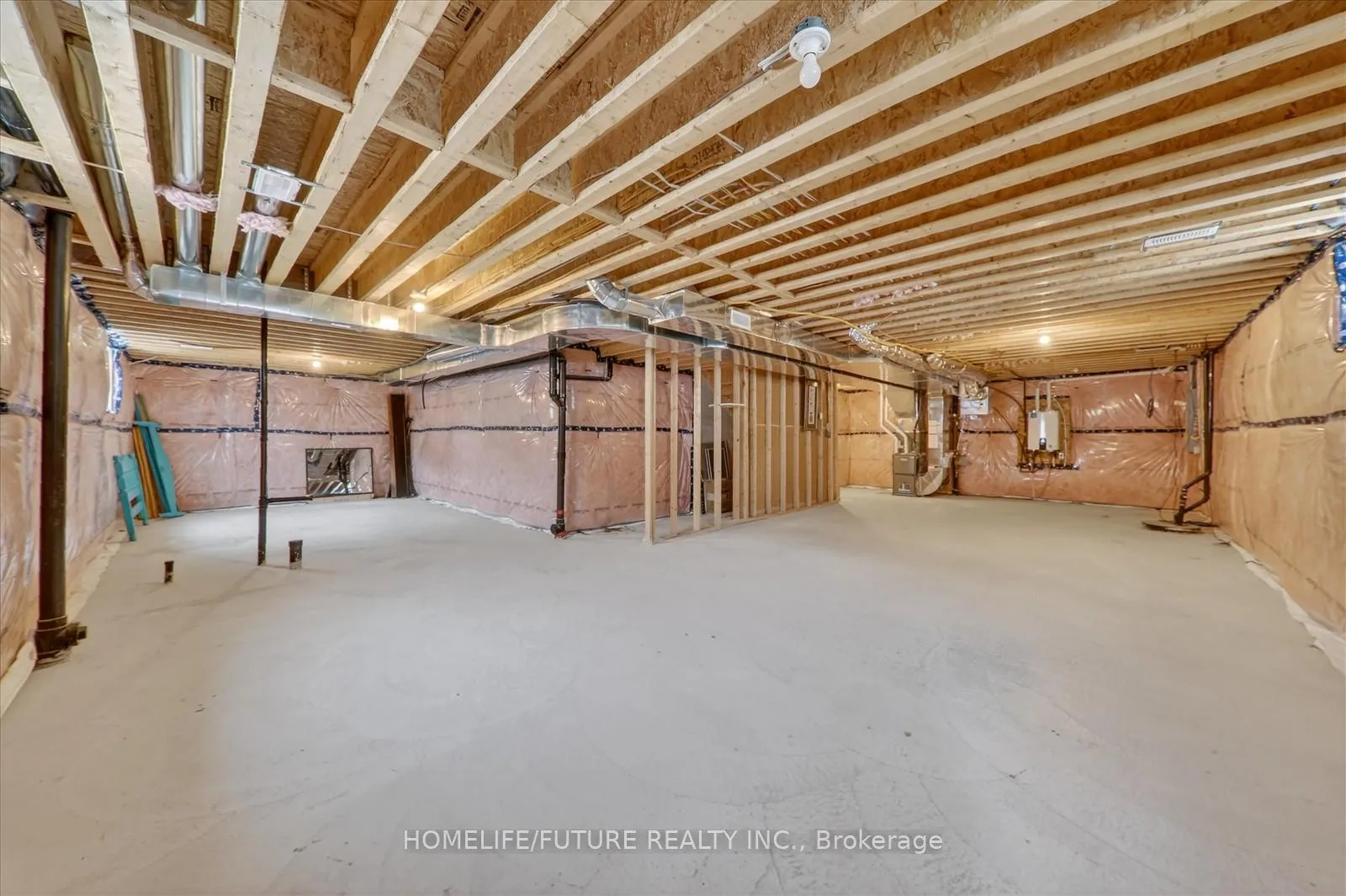 Photo 28 of 212 Mallory Terrace, Peterborough, Northcrest Ward 5 — HOMEH