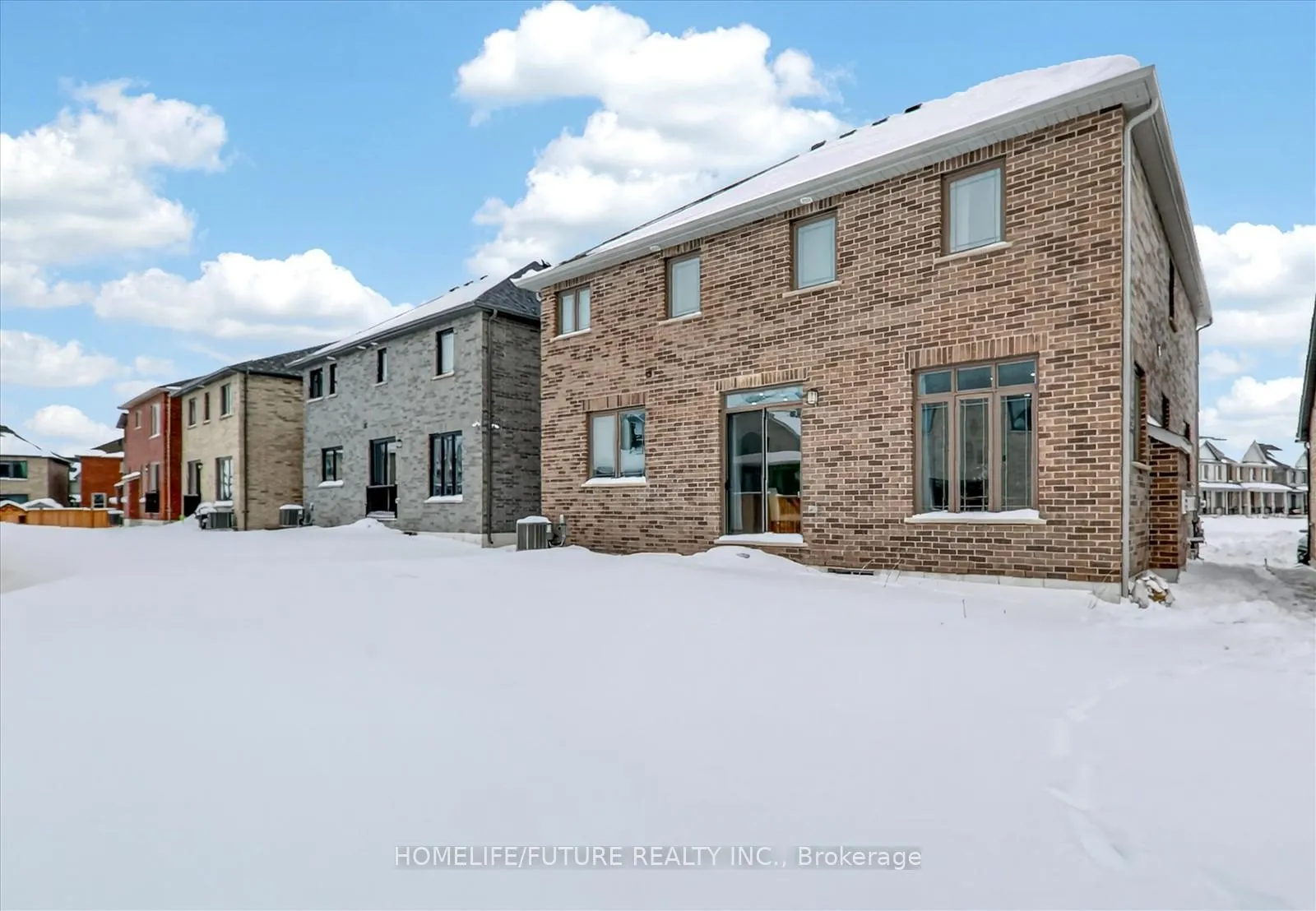 Photo 29 of 212 Mallory Terrace, Peterborough, Northcrest Ward 5 — HOMEH