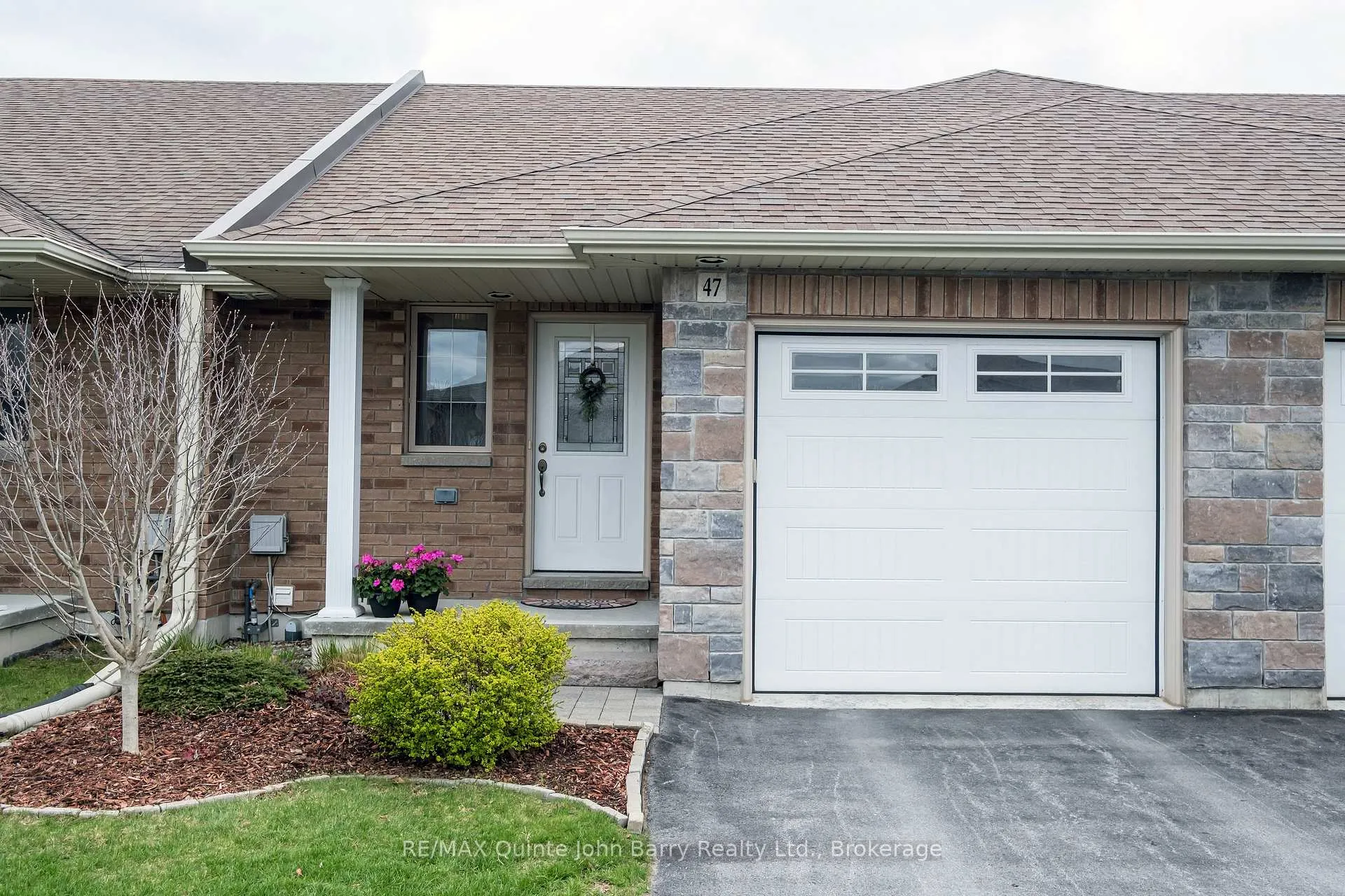 Photo 1 of 47 McIntosh Crescent, Quinte West, Murray Ward — HOMEH