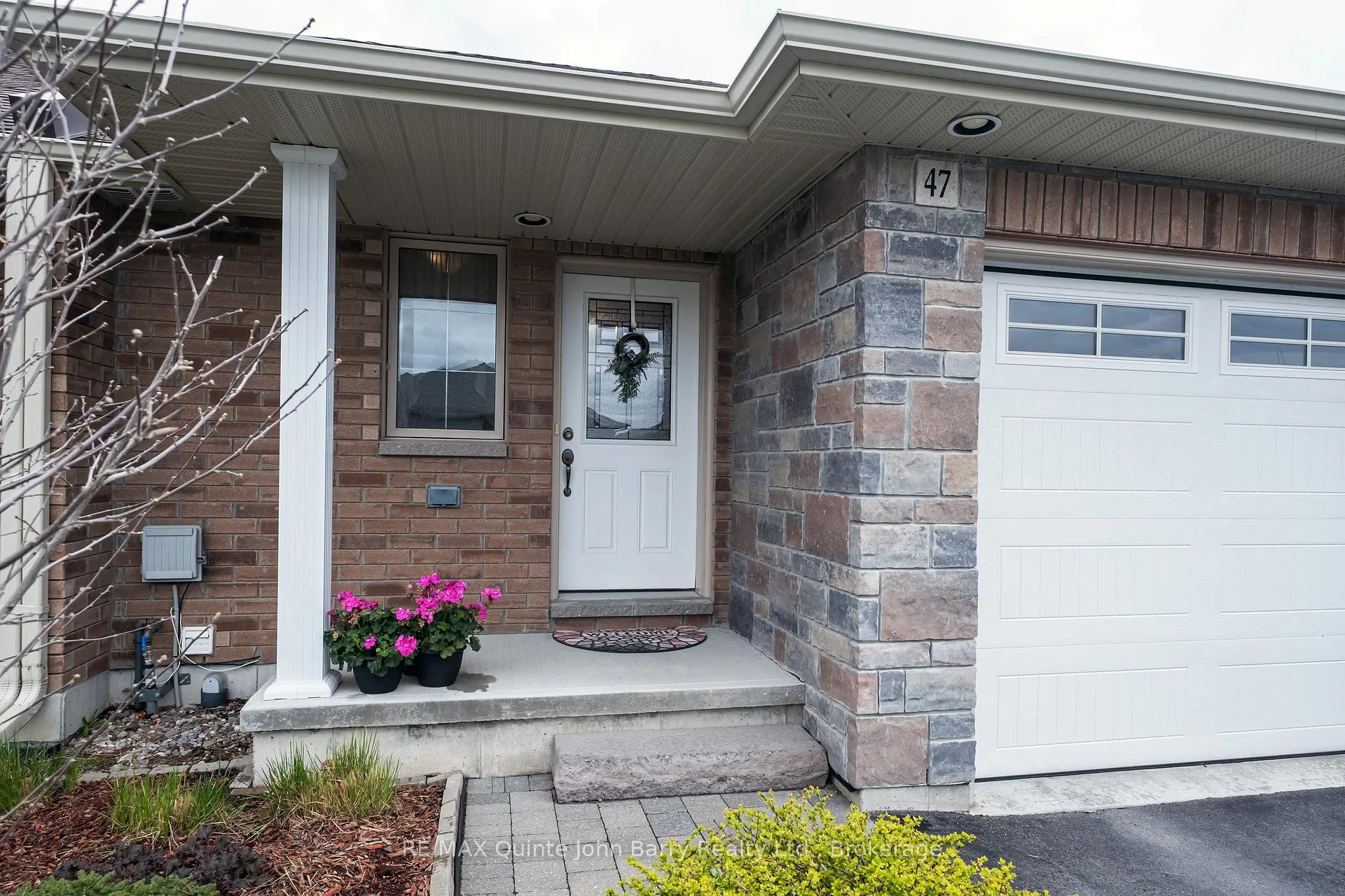 Photo 2 of 47 McIntosh Crescent, Quinte West, Murray Ward — HOMEH